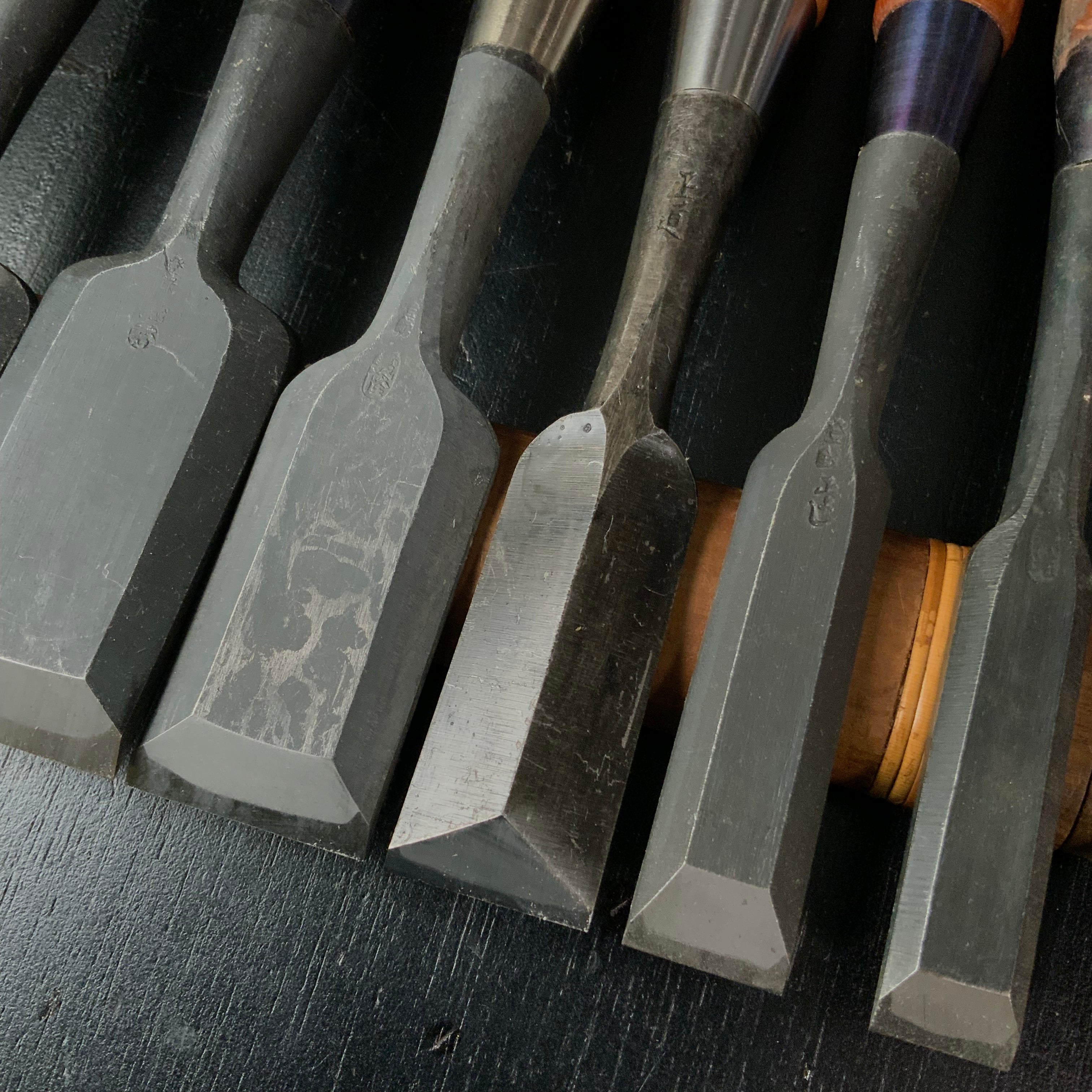 #M182 Mixed set for beginner Bench chisels set by unknown smith バラ鑿合わせ 初心者におすすめ 追入組鑿作者不明
