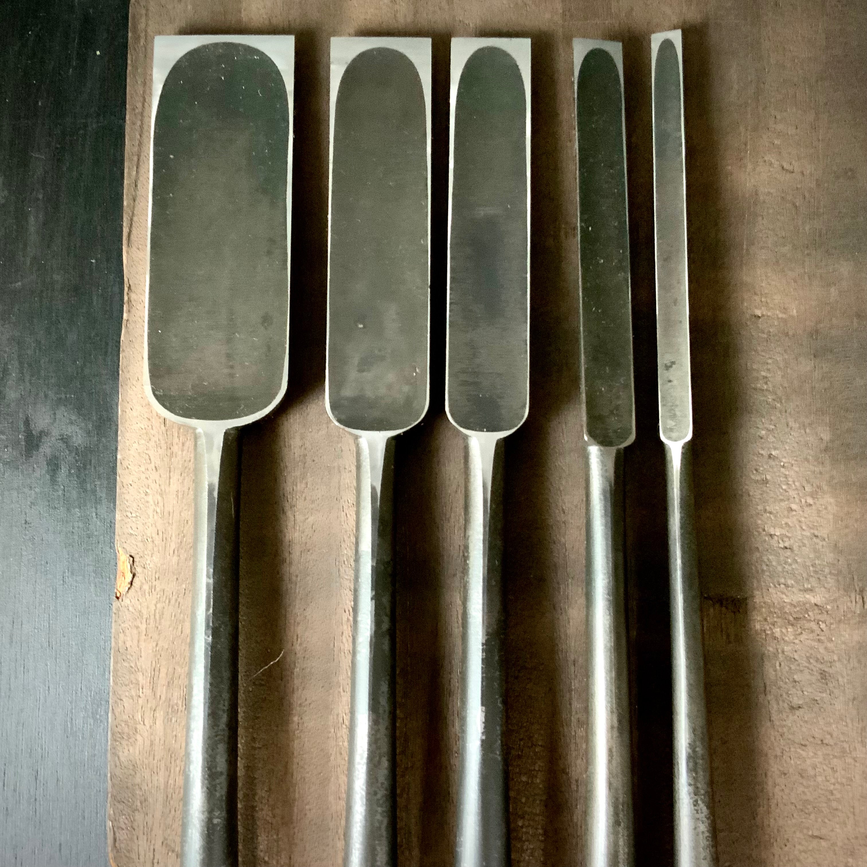 Kunikei Old stock #3 Slick Chisels by Ikeda Yoshiro (Ootsuki-nomi, Hontsuki-Nomi) 掘出し物 池田慶郎氏 三代目国慶作 本突き鑿