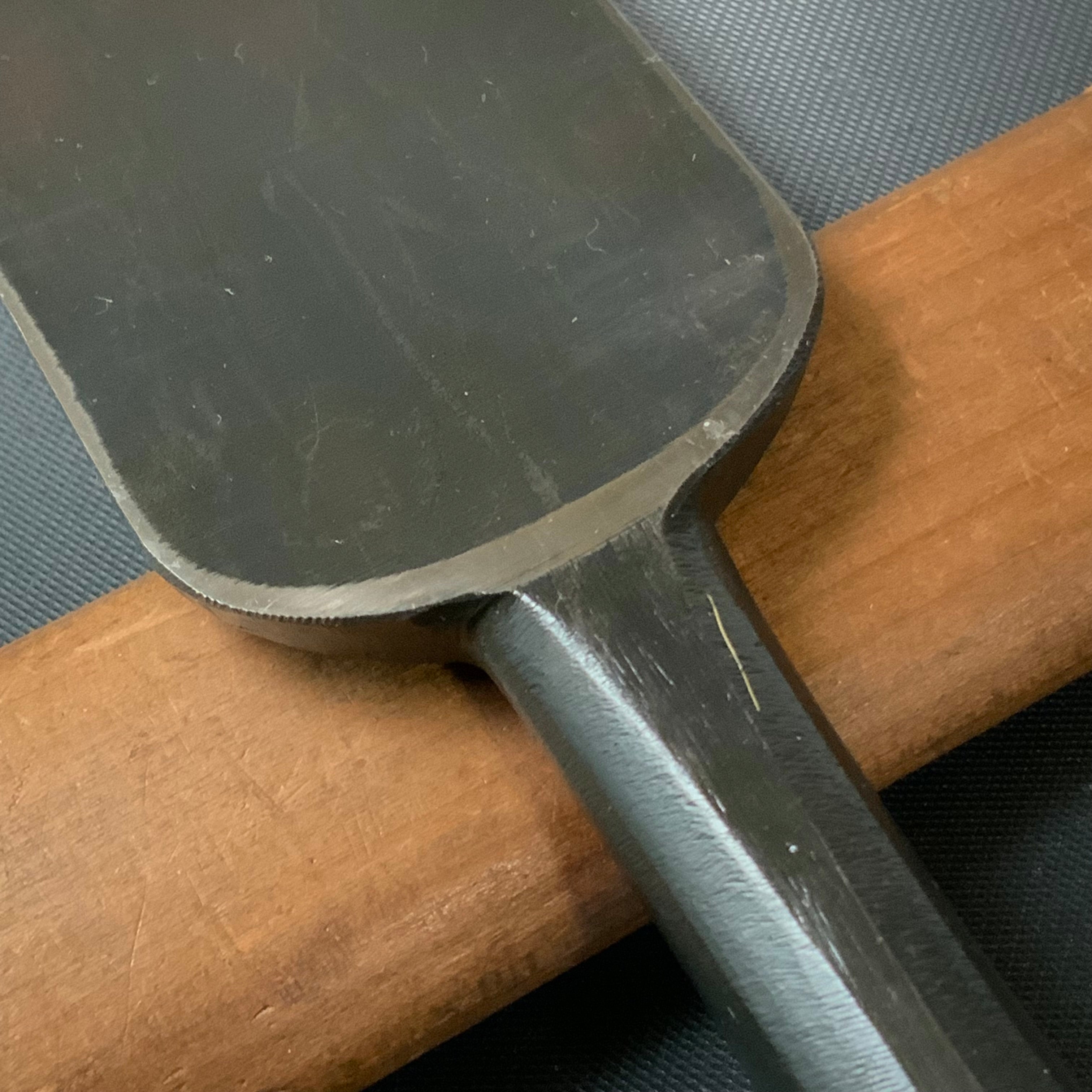 Tasai Dovetail Paring chisels (Usunomi) with blue steel 田斎作 薄鑿 42mm