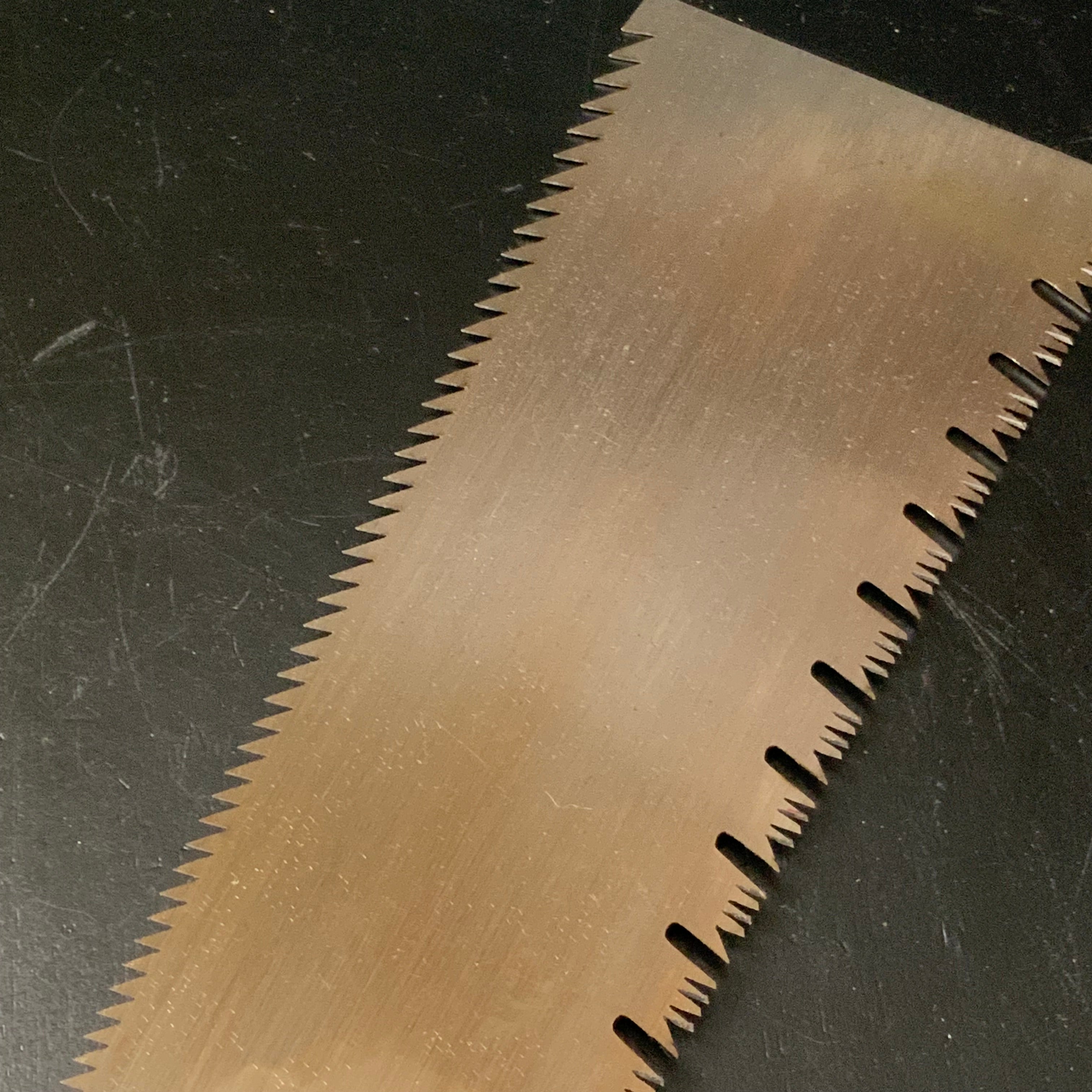 #197 Nagakatsu Double Edge (Ryoba) Saw with Eddy Type Handles For Hrad Wood 長勝鋸 両刃鋸 渦巻き柄 広葉材用 290mm