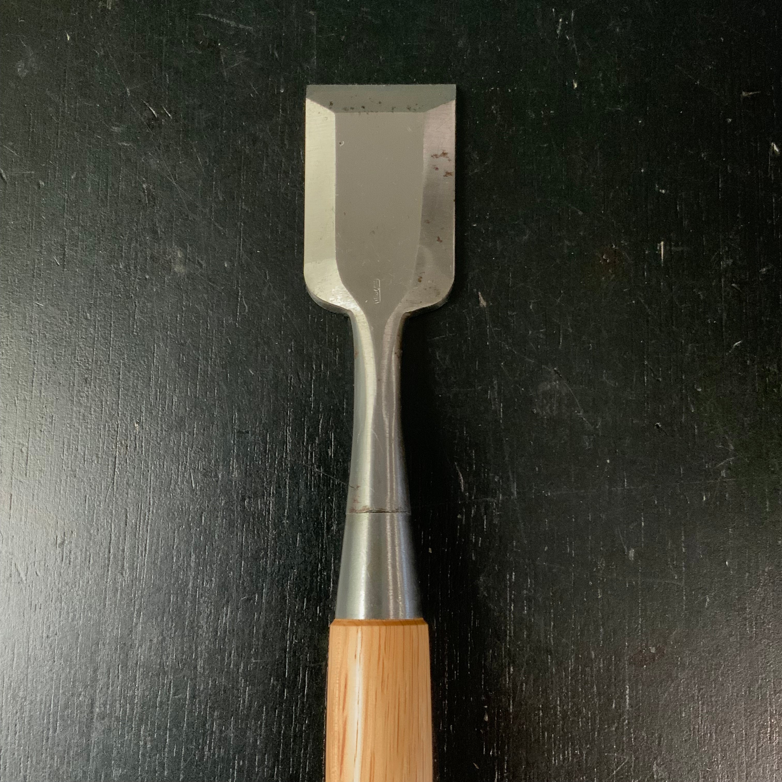 Old stock Kunitsuru Bench chisels (Oirenomi) with white steel 掘出し物 國鶴 追入鑿 四つ裏 oirenomi 36mm