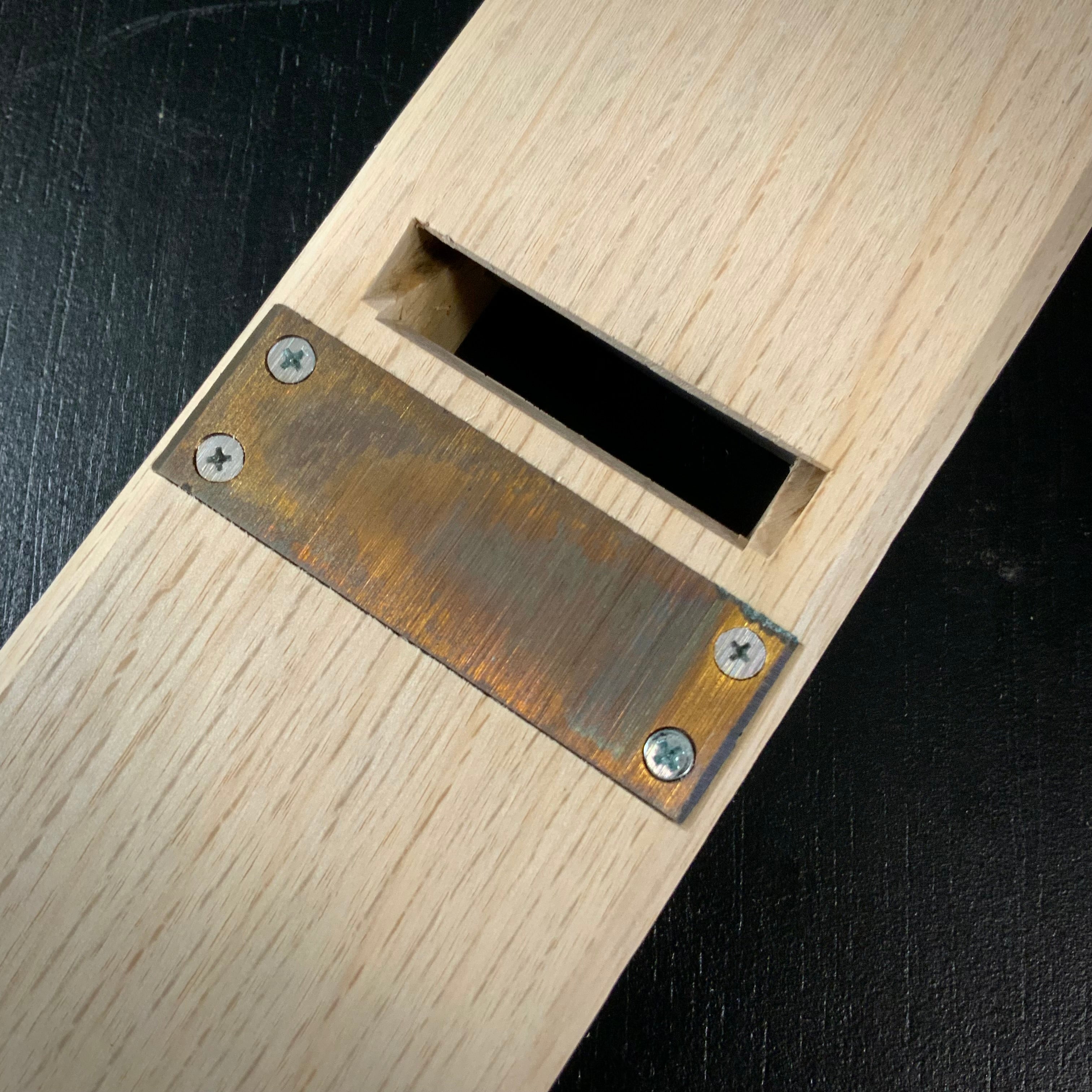 Old stock Smoothing Plane (Kanna) 掘出し物 仕上げ鉋 デコラ 42mm