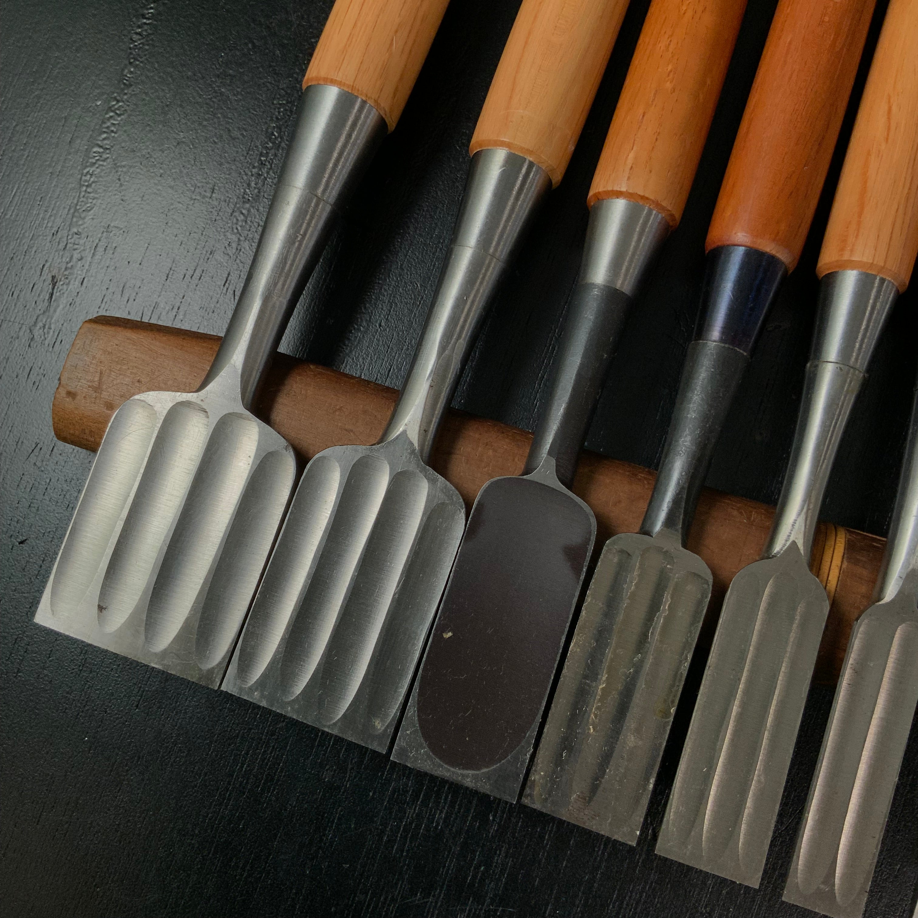 #M185 Mixed set Bench chisels set for beginner by unknown smith バラ鑿合わせ 初心者におすすめ 追入組鑿作者不明