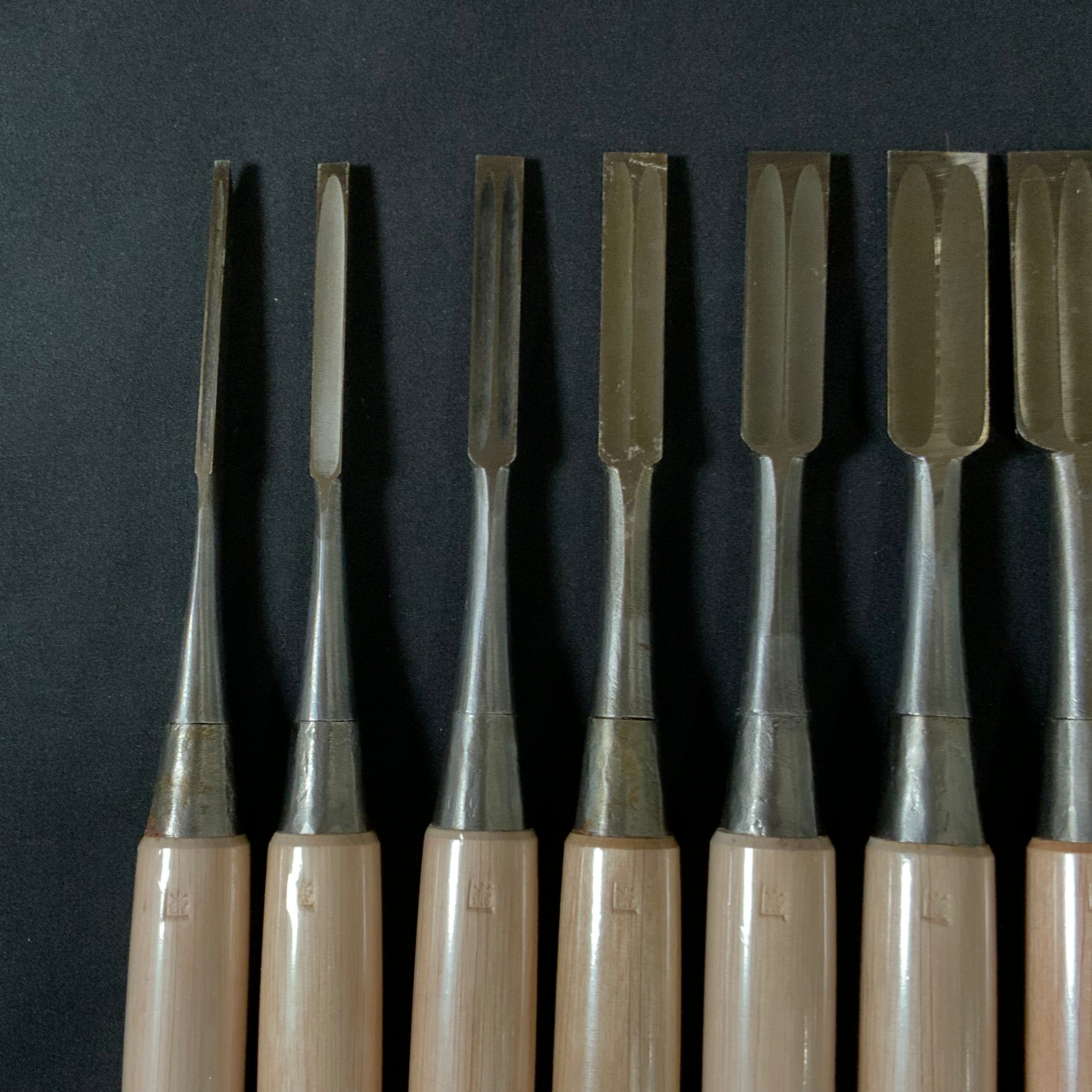 Old stock #1 Kunikei Triple Ura Bench chisels set file finishing by Ikeda Yoshiro 掘出し物 池田慶郎氏 三代目国慶作 追入組鑿 三本裏