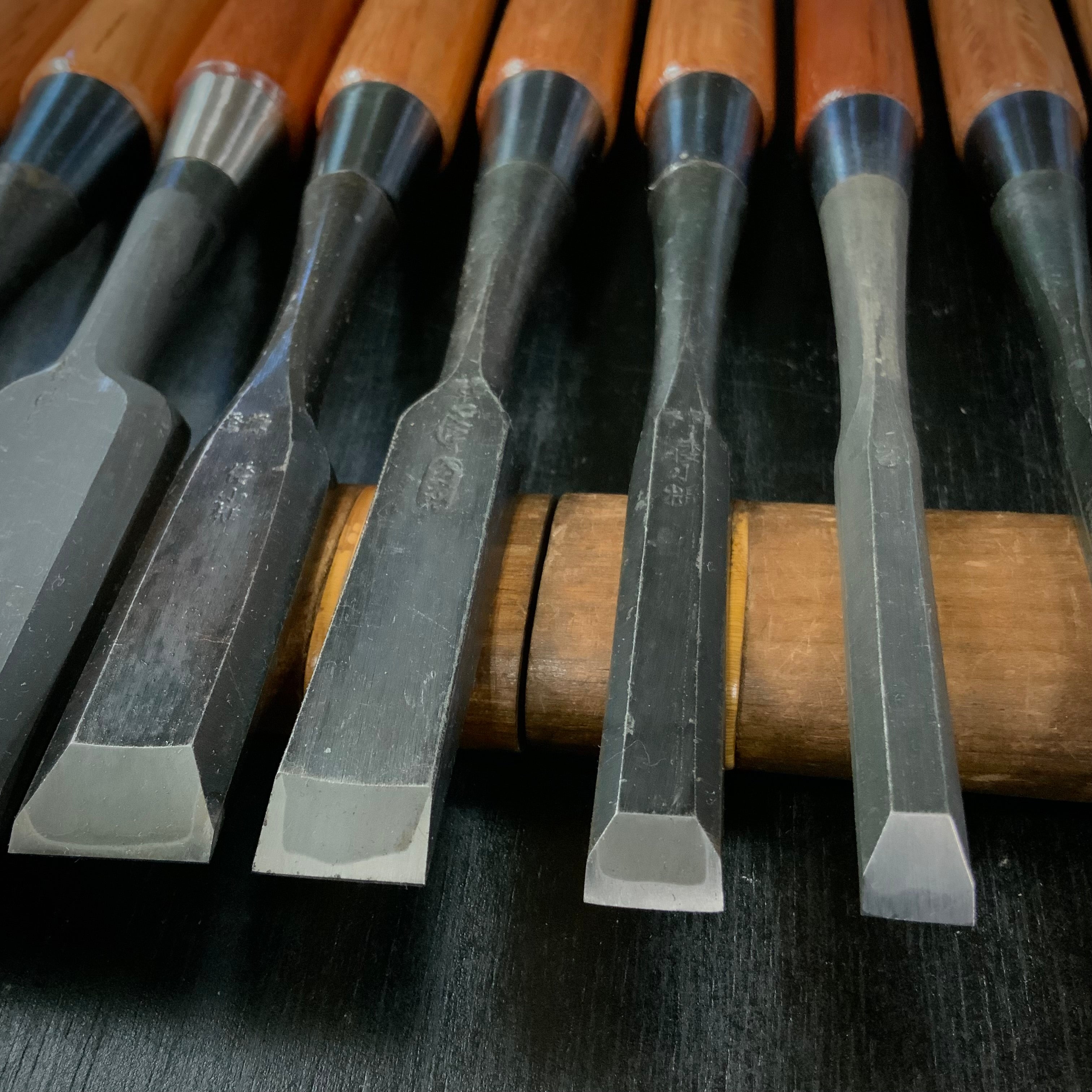 #M161 Mixed set for beginner Bench chisels set by unknown smith バラ鑿合わせ 初心者におすすめ 追入組鑿作者不明
