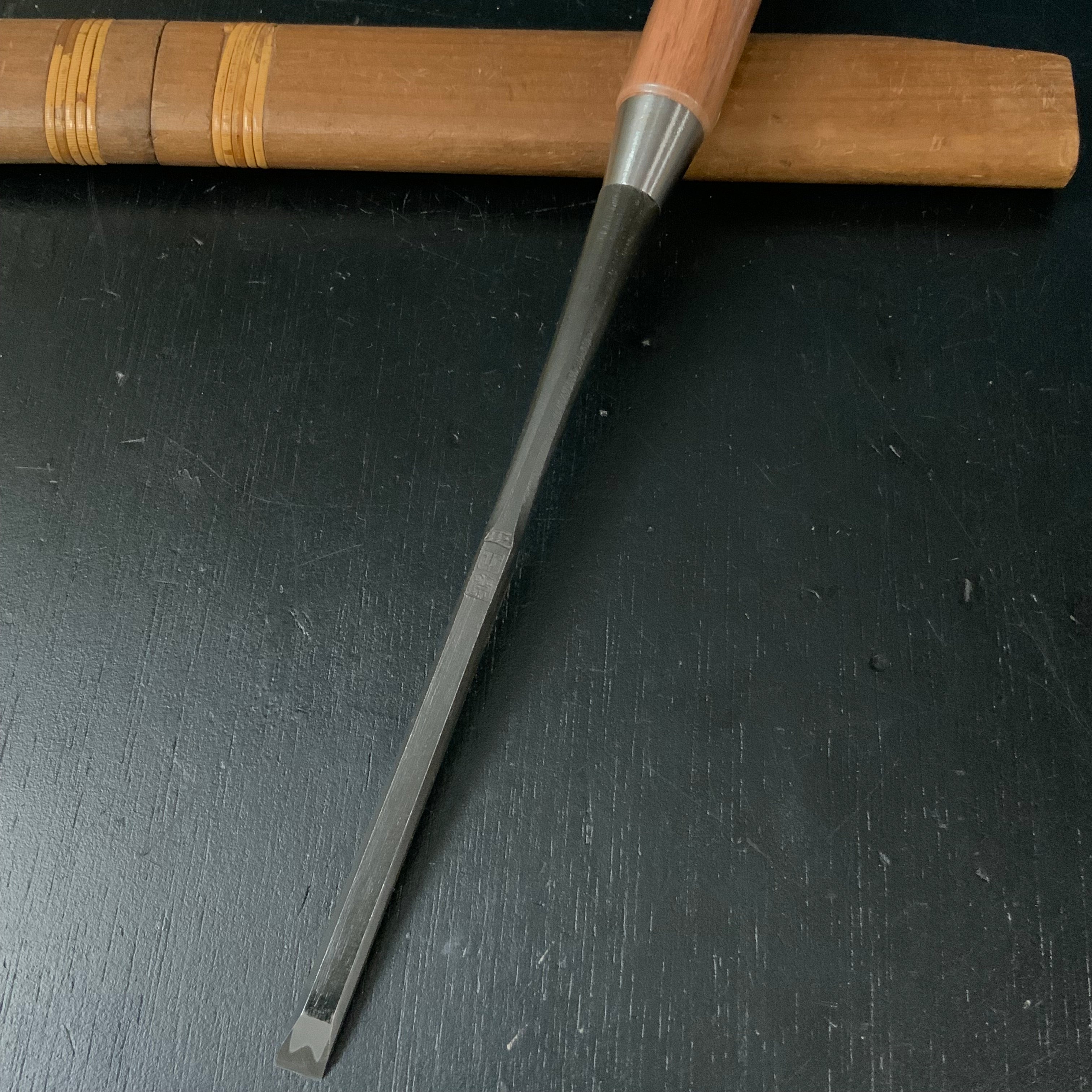 Tasai Special Paring chisel (usunomi) with Japanese red oak 田斎作 面取薄鑿 赤樫柄 9,12mm usunomi