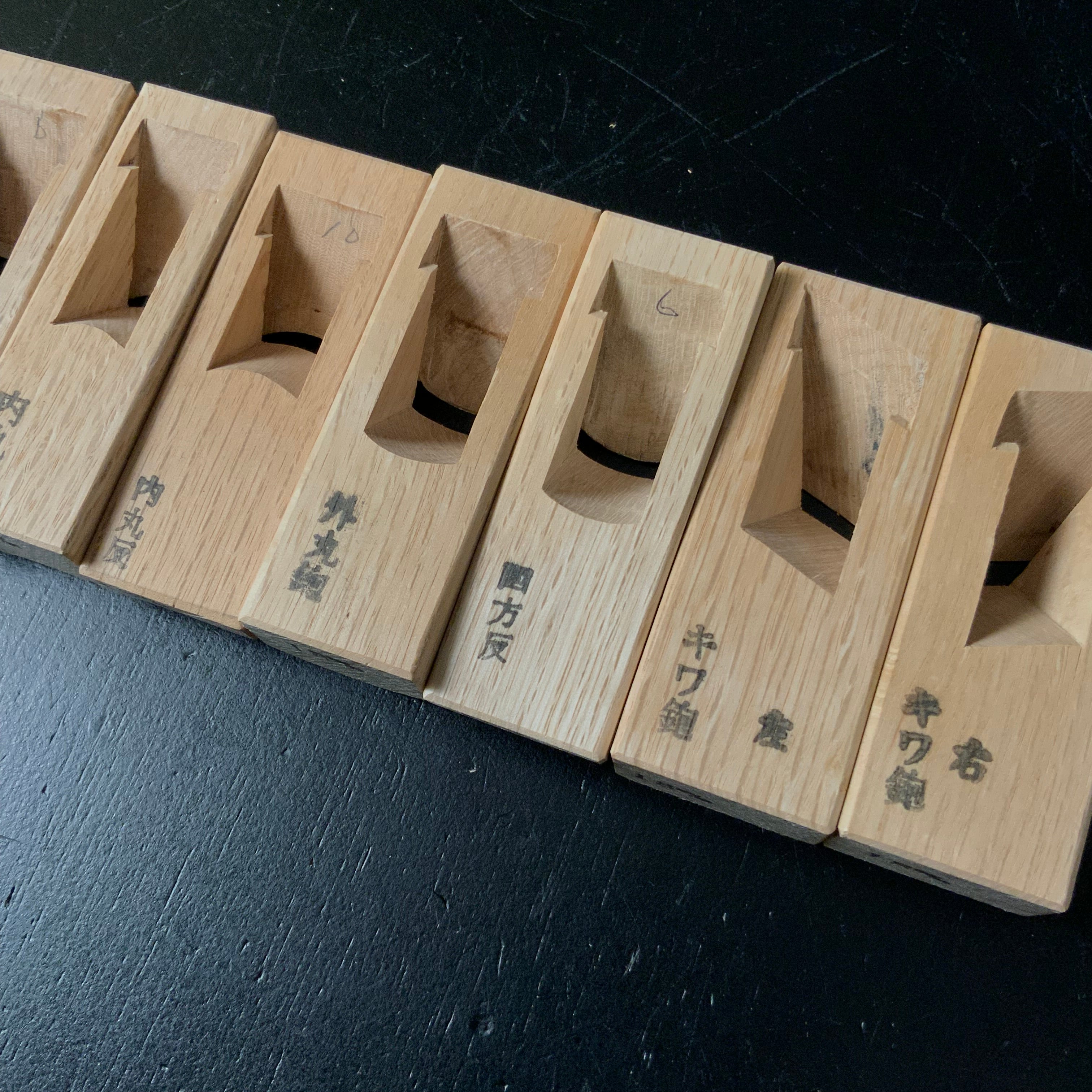 Old stock Kouetsu Mini Plane set (x8 planes) with White steel 掘出し物 広悦 細工組鉋 18mm (八本組)