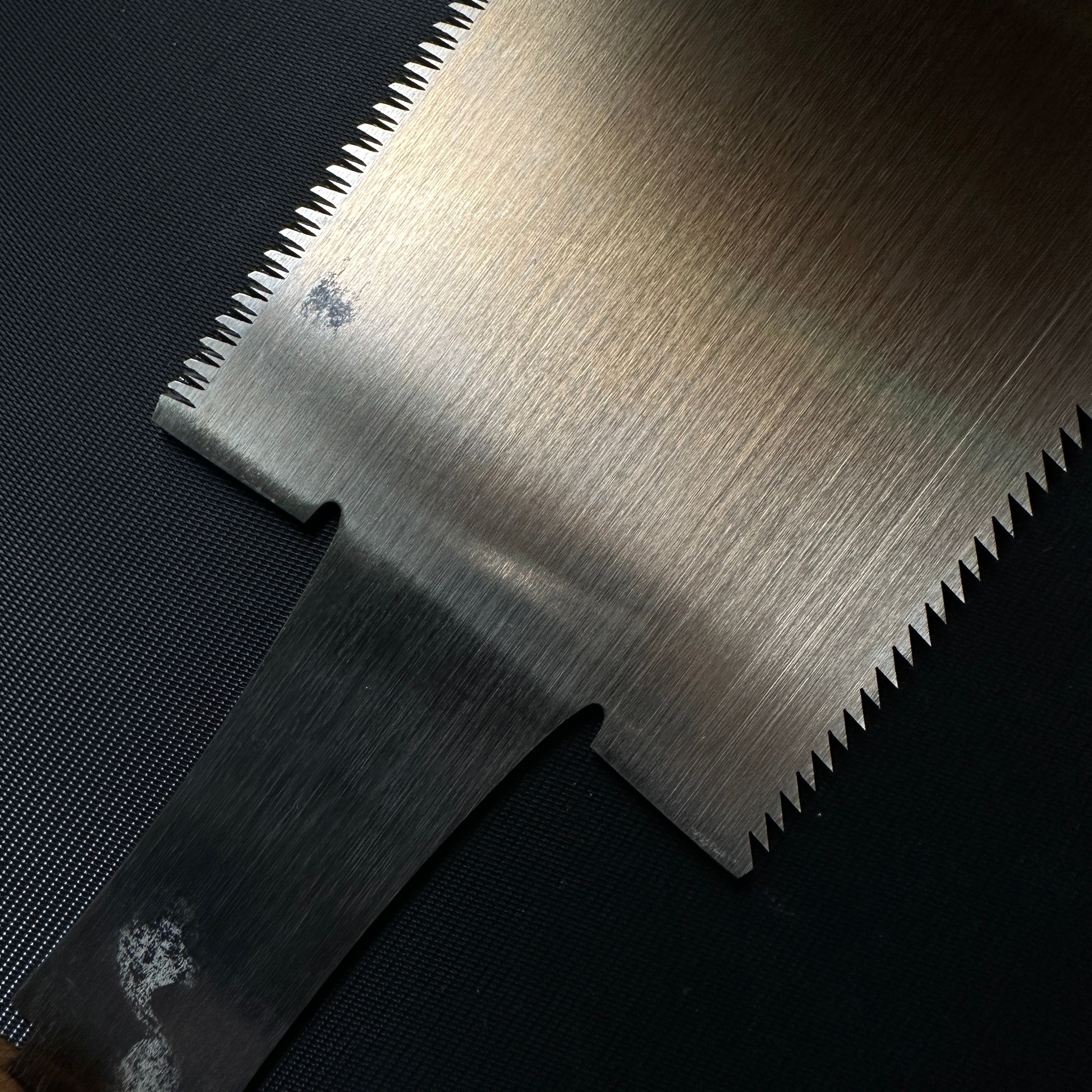 #R25 Ready to use! Old stock Double Edge Saw with Eddy Type Handles set by Kurashige 直ぐ使い 倉重栄助 目立 渦巻き柄 両刃鋸 240mm