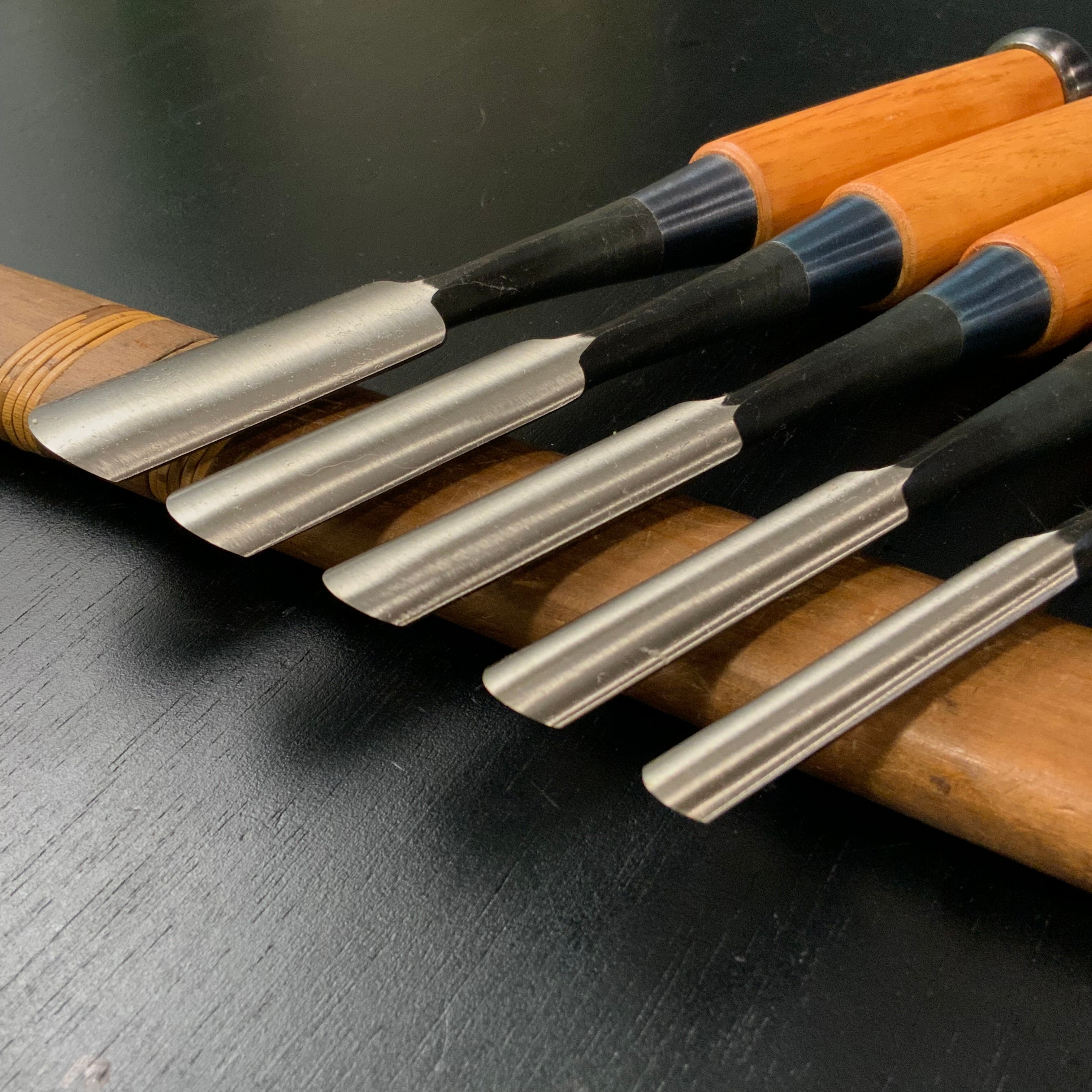 Unknown Soto maru chisels set with White steel 作者不明 外丸組鑿 5本組 Sotomarunomi
