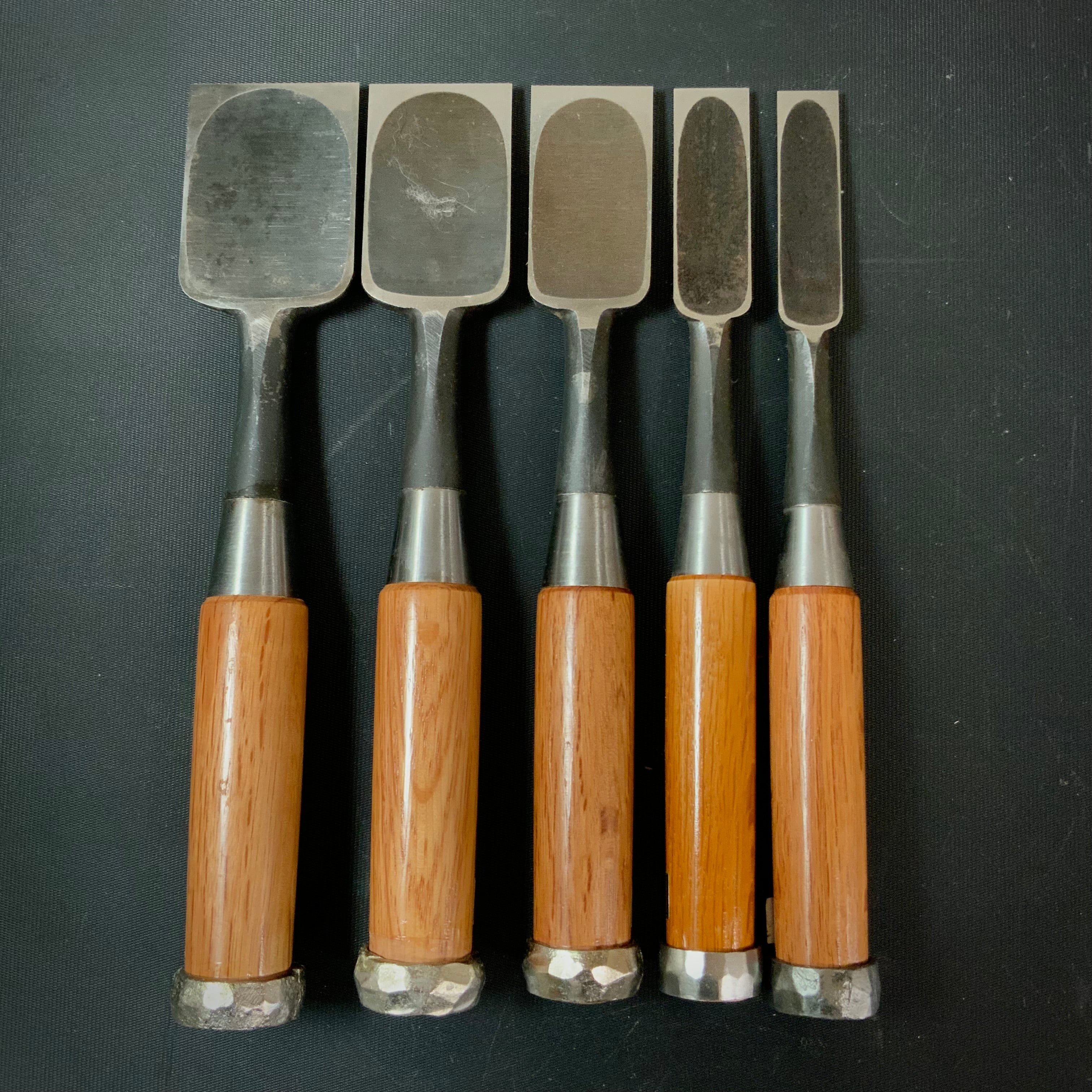 Koshitaka Bench chisels set with White Steel 越孝 追入鑿 5本組 Oiirenomi