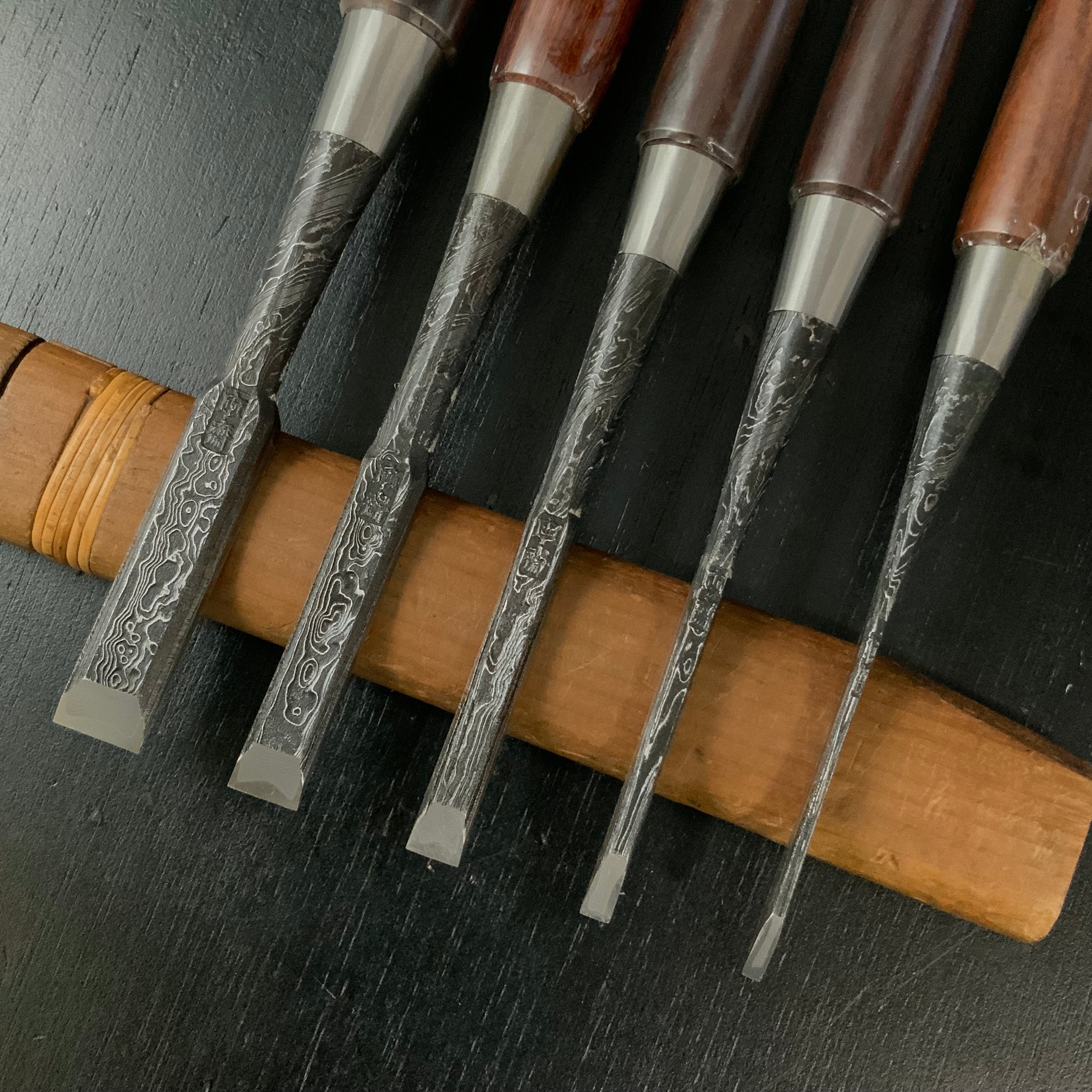 Tasai Mokume Special Bench chisels set with Rosewood handle 田斎作 木目造り 追入組鑿 5本組 紫檀柄
