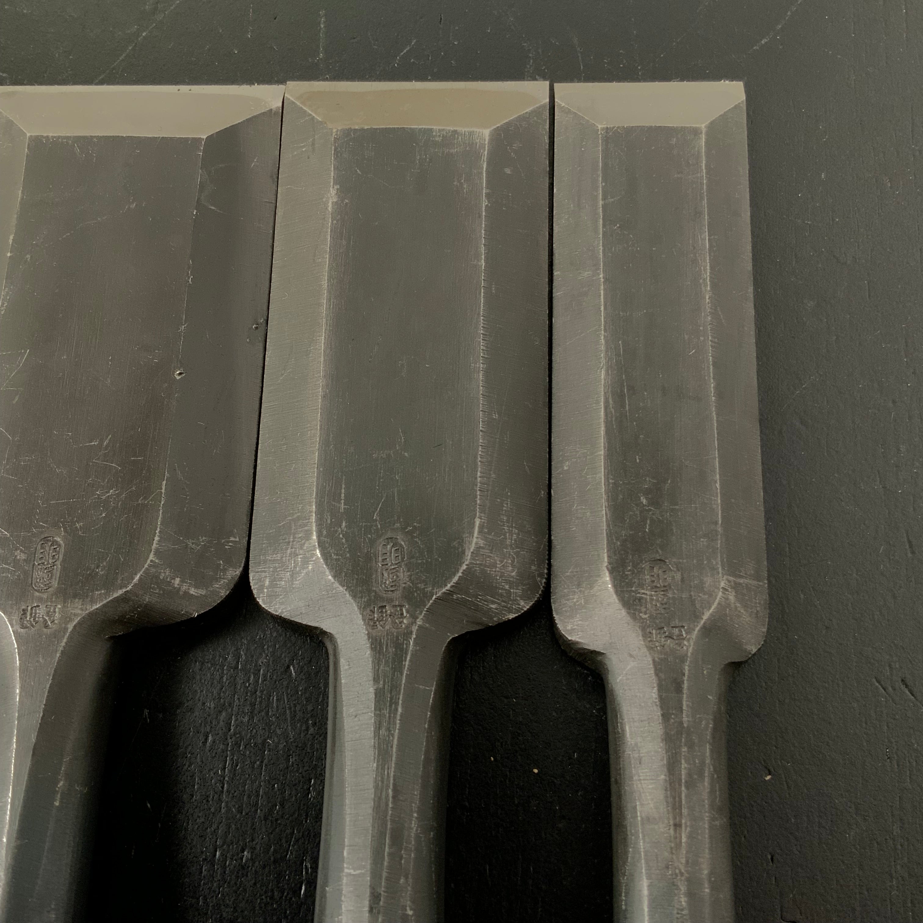 Old Stock Kuniaki Timber chisels with White steel 掘出し物 国明 叩鑿 Tatakinomi