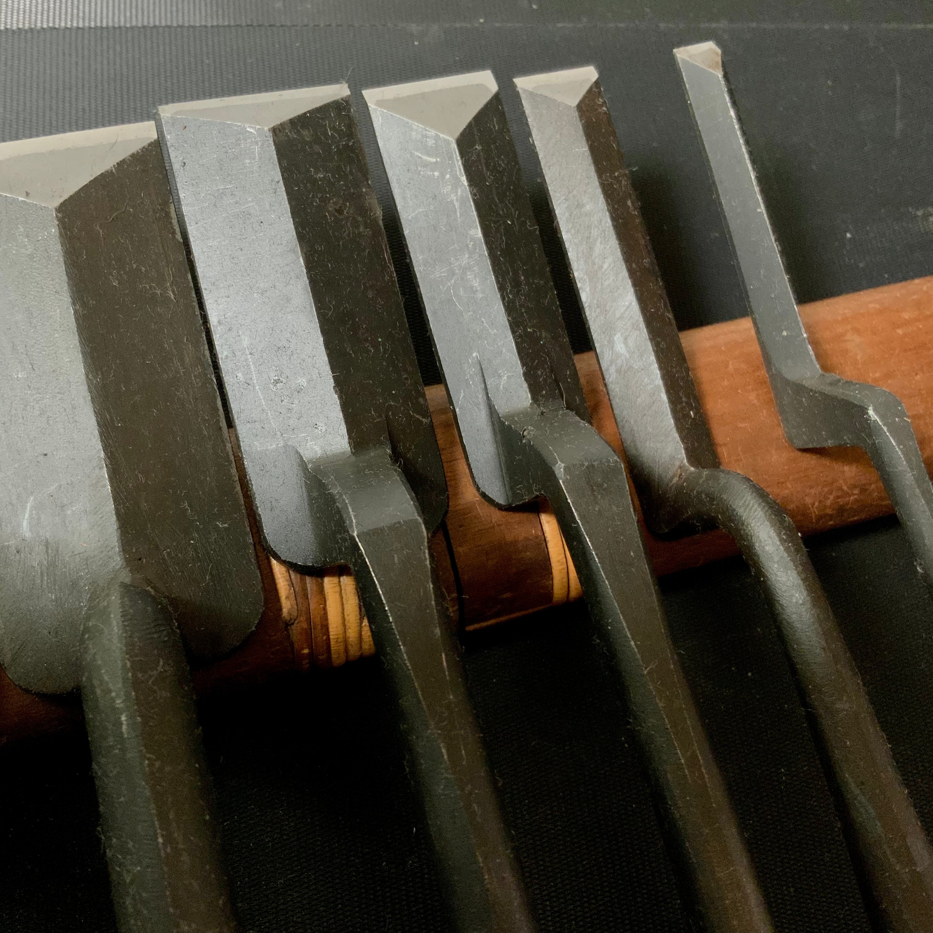 Old stock Kunitsuru Trowel chisel (Kote nomi) Dovetail type 掘出し物 國鶴 鎬型 鏝鑿