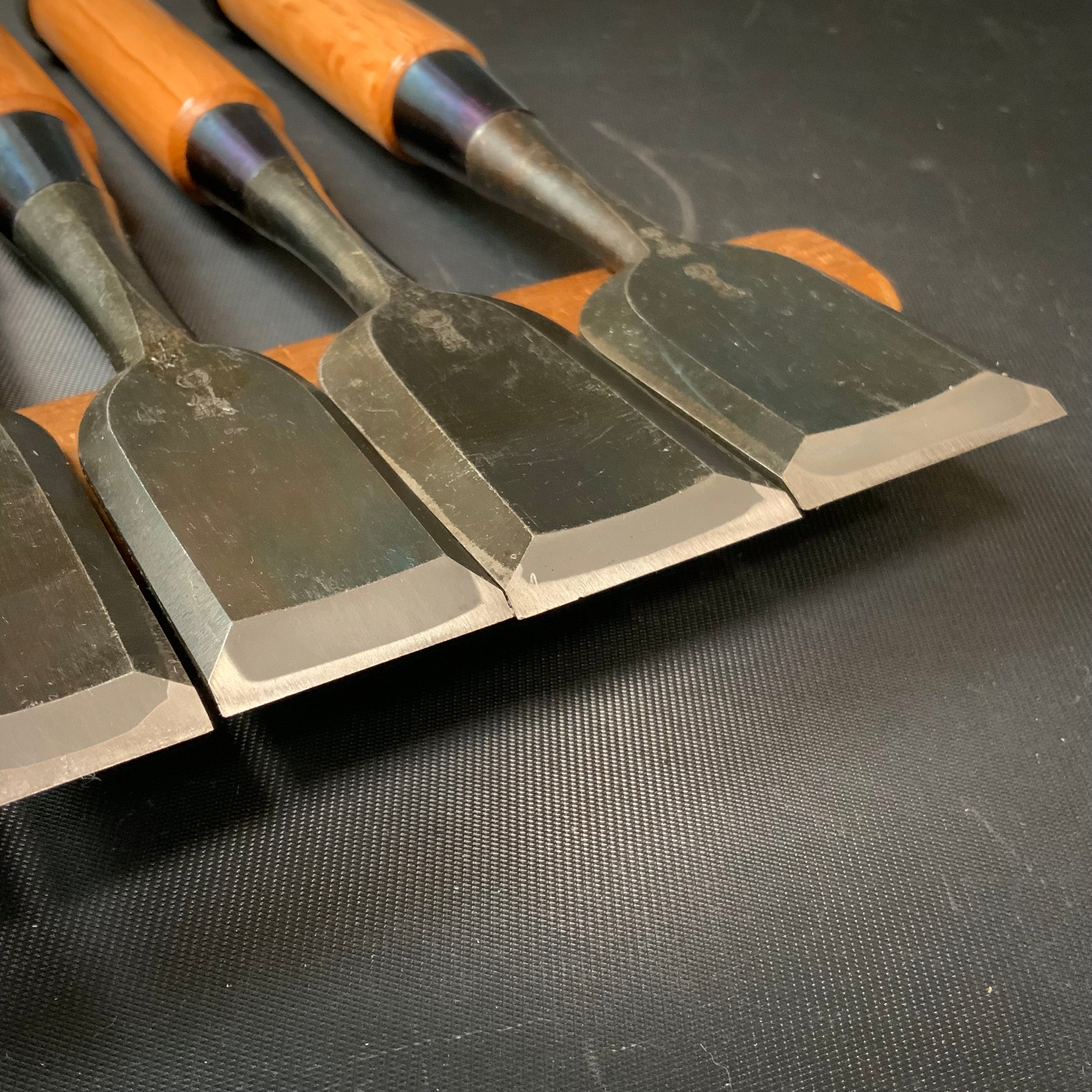 Tsukishiro Bench chisels set 10 Piece 月城 追入組鑿 白樫柄 Oirenomi