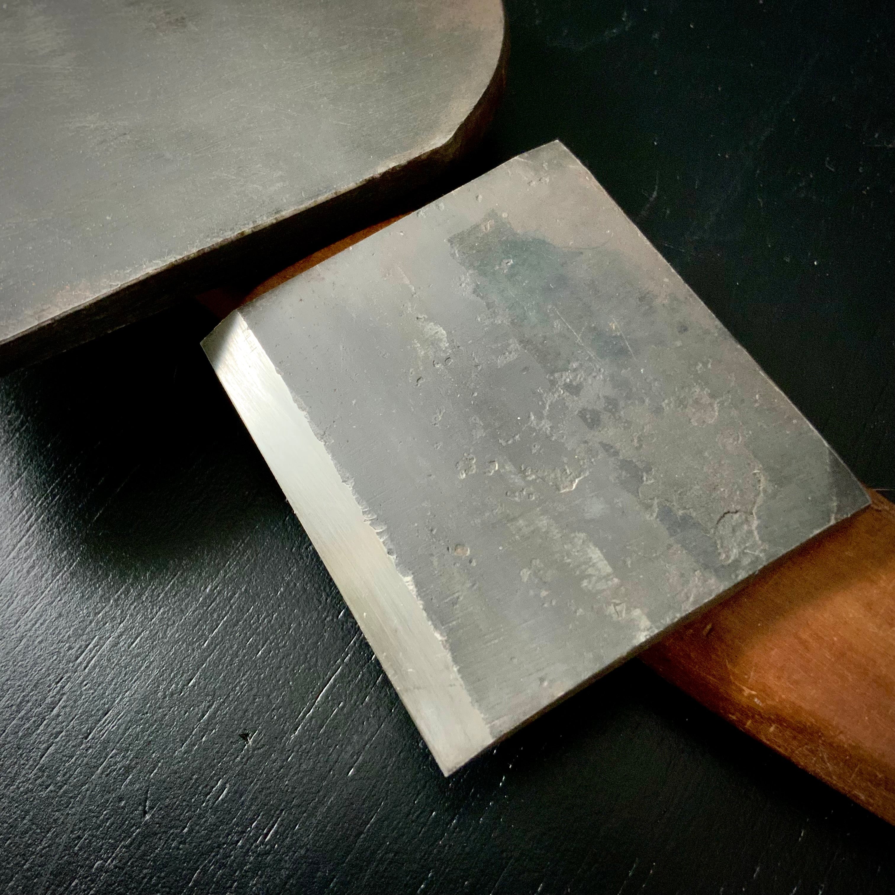 Old stock Yoshihisa Smoothing Plane(Kanna) Tokyo 掘出し物 芳久 東京鉋 仕上げ鉋 70mm
