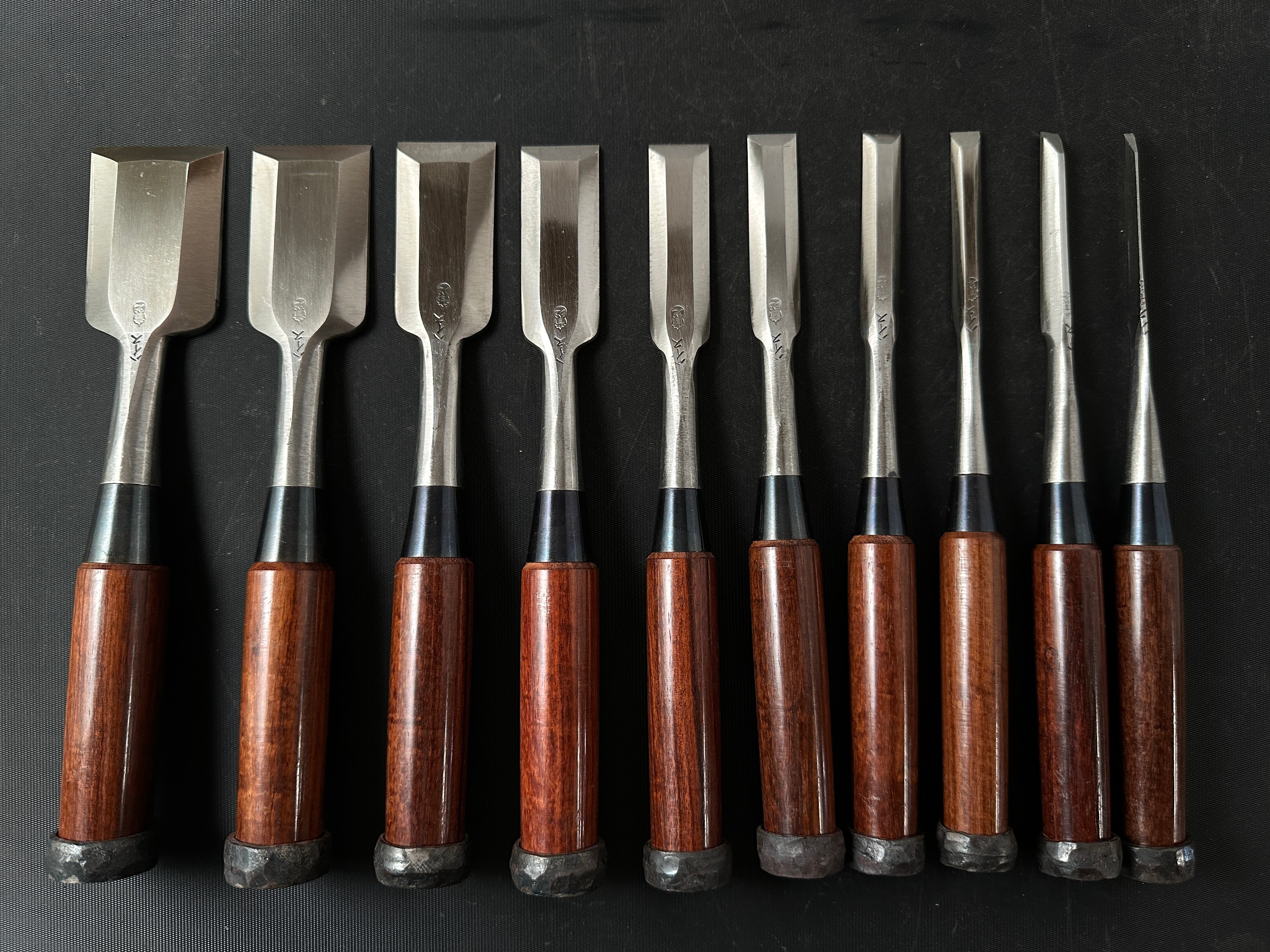 Old stock Wholesaler stamp Sukemaru 4th High-Speed Steel Bench chisels set 掘出し物 四代助丸 問屋銘 ハイス鋼追入組鑿 Oirenomi