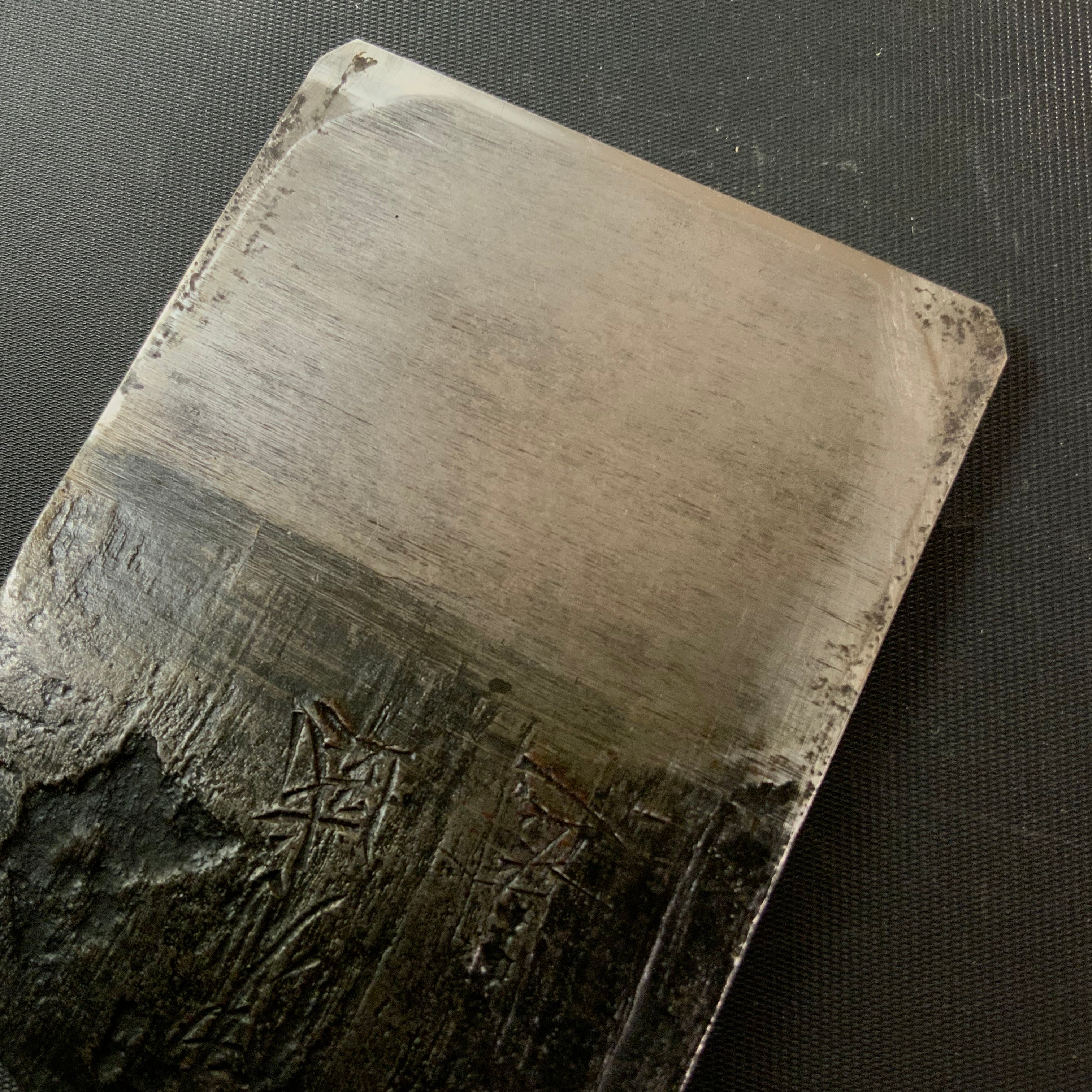 Old stock Otokozakari Smoothing Plane (Kanna) by Tsutsumitomoichi 掘出し物 堤朋一作 男盛 仕上げ鉋 80mm