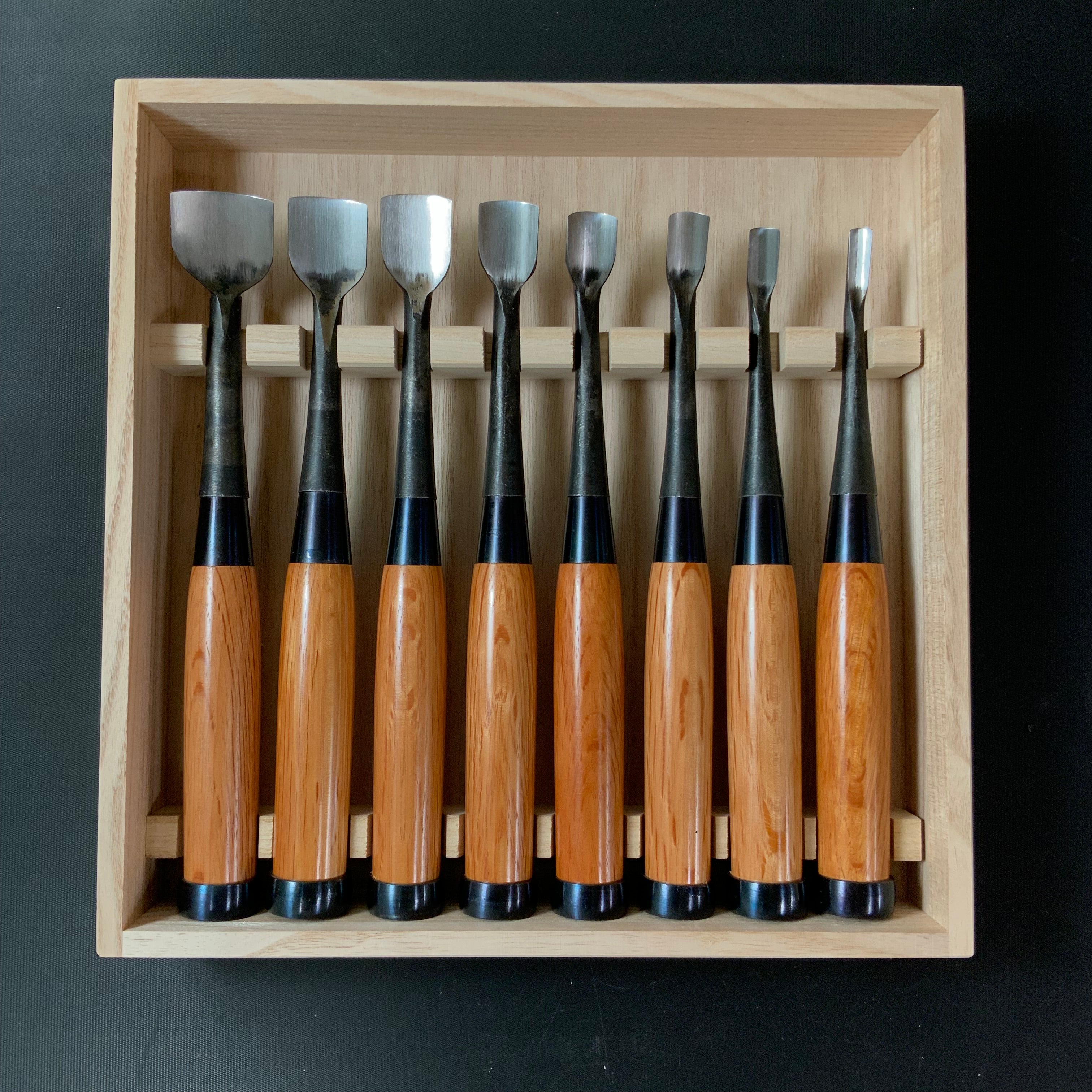 Hashi Spoon chisels set Carving chisels with white steel 橋 清玄作 丸曲組鑿 八本組