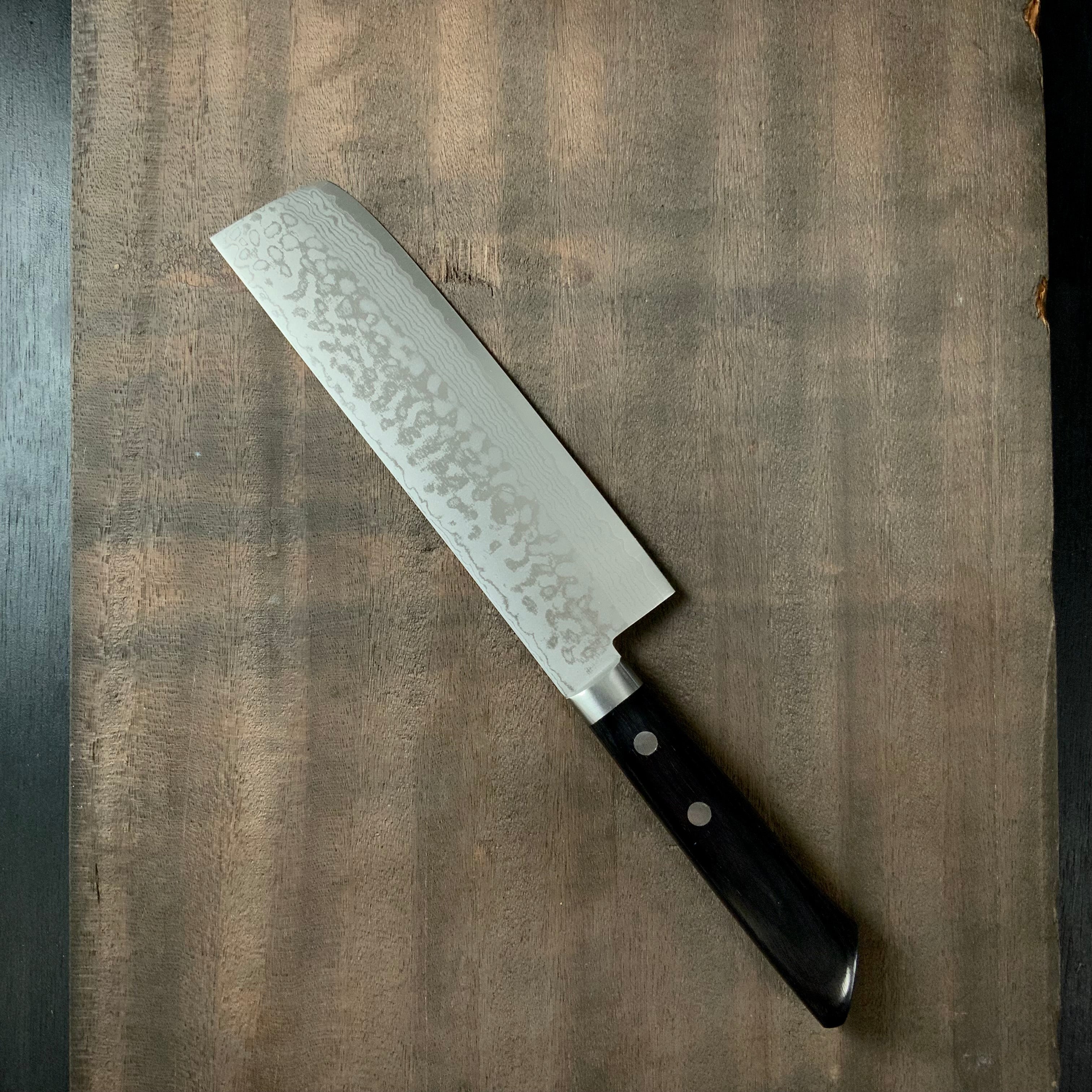 Haku-un Nakiri knife with a 17-layer stainless steel cladding 本鍛造白雲 V金10号口金付積層菜切包丁 165mm