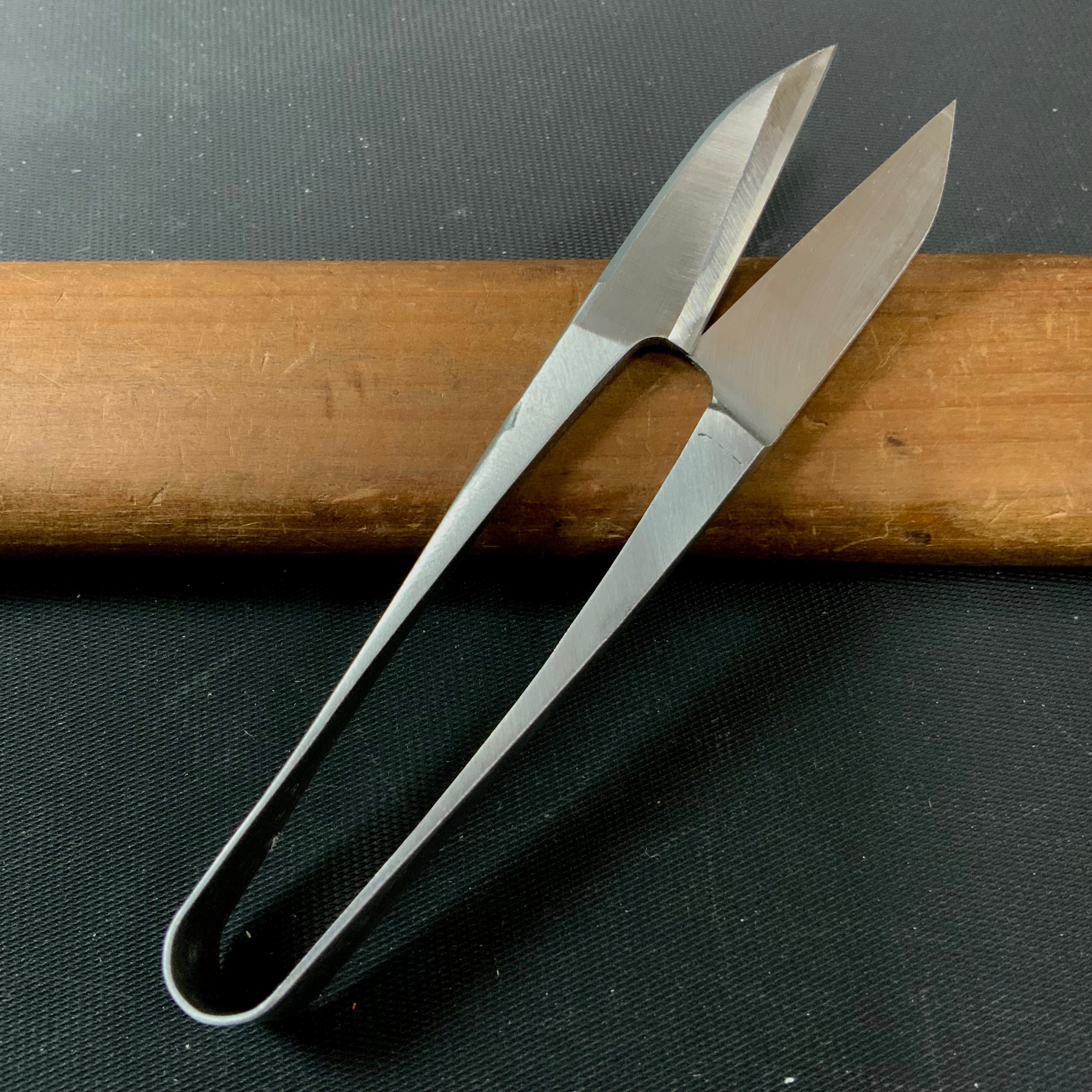 Old stock Toshihisa Nigiri basami Hand made Traditional Japanese scissors 掘出し物 利久 握り鋏 手作り 磨仕上げ