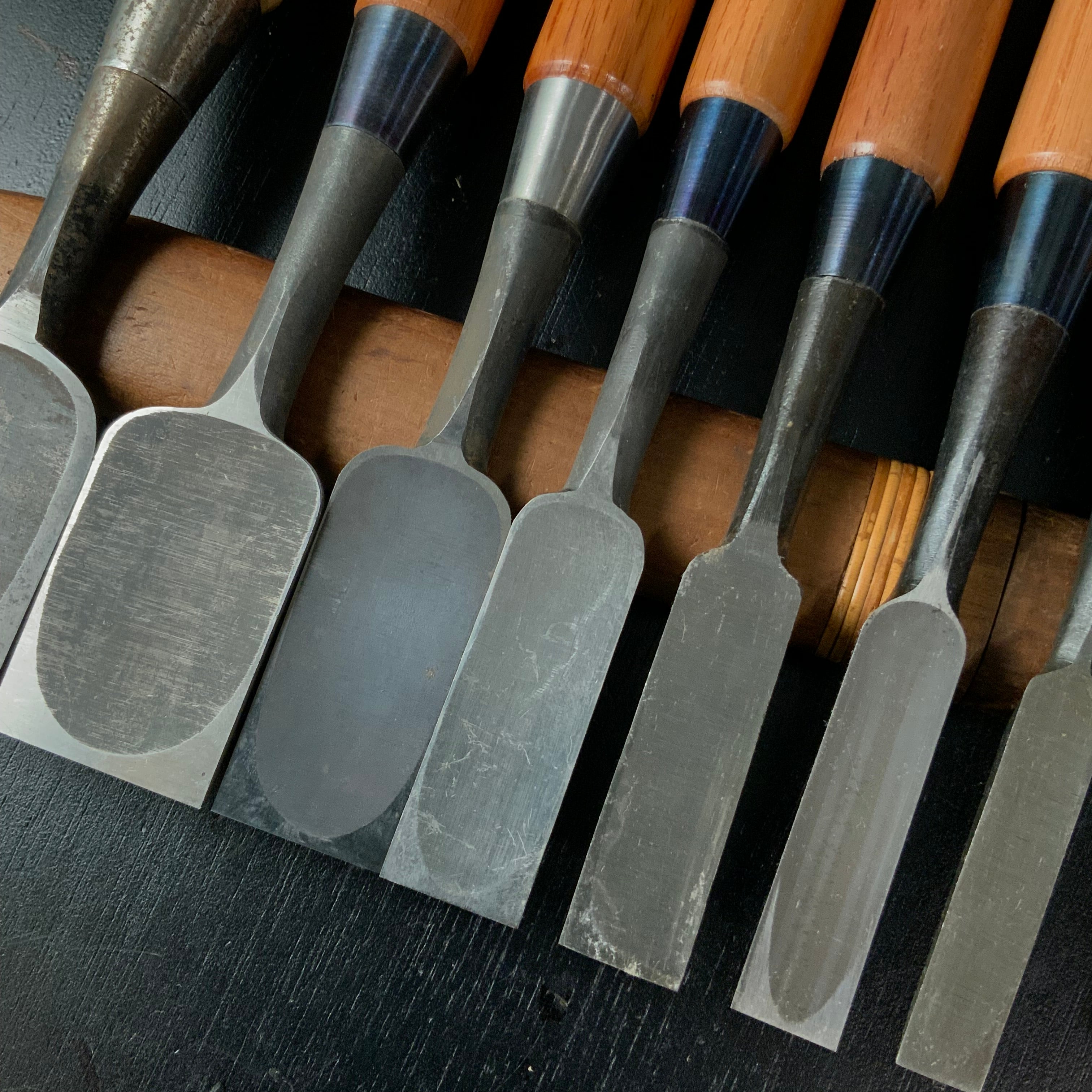 #M183 Mixed set for beginner Bench chisels set by unknown smith バラ鑿合わせ 初心者におすすめ 追入組鑿作者不明