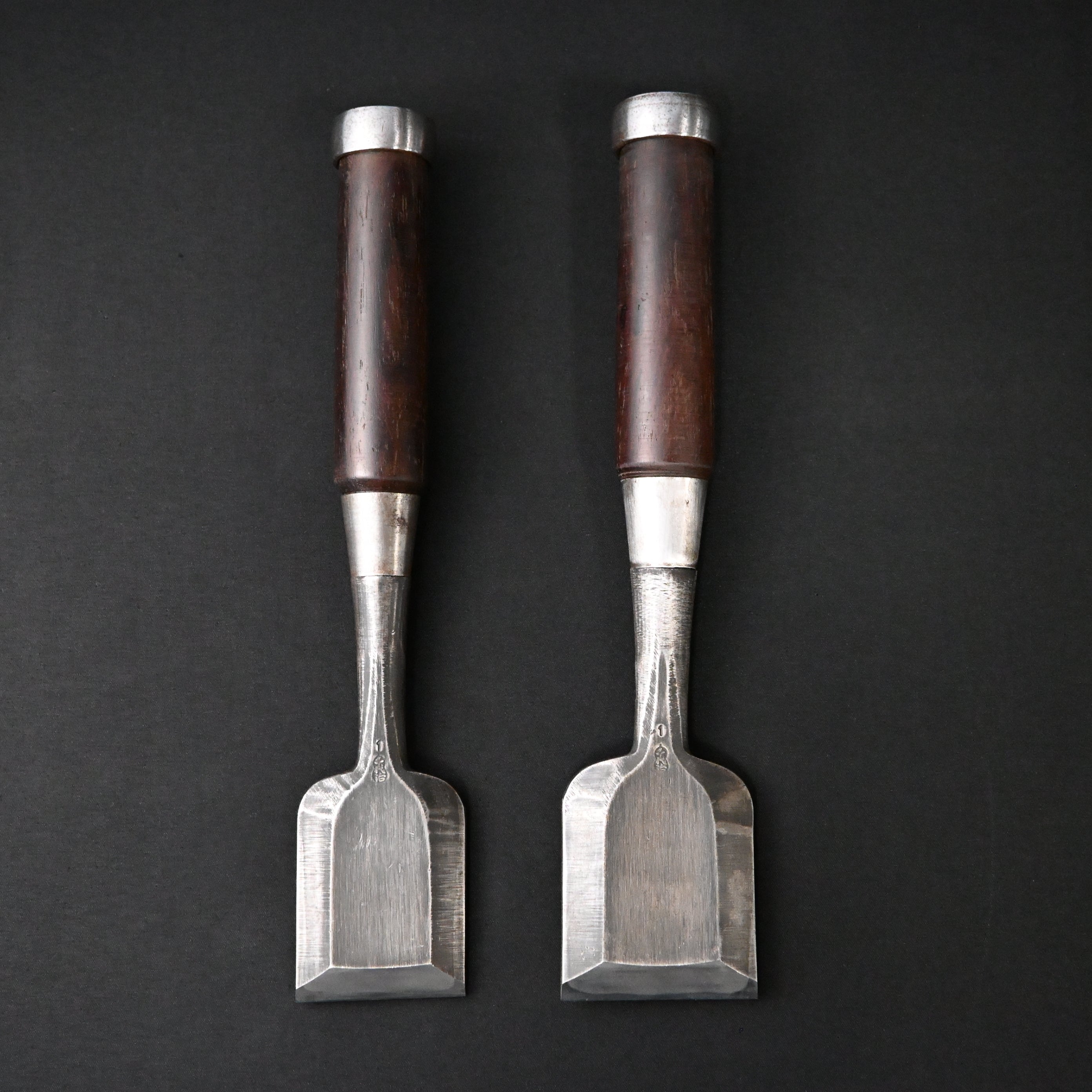 掘出し物 千代治 追入鑿 紫檀柄 Old stock #2 Chiyoharu Bench chisels with Rosewood Handle