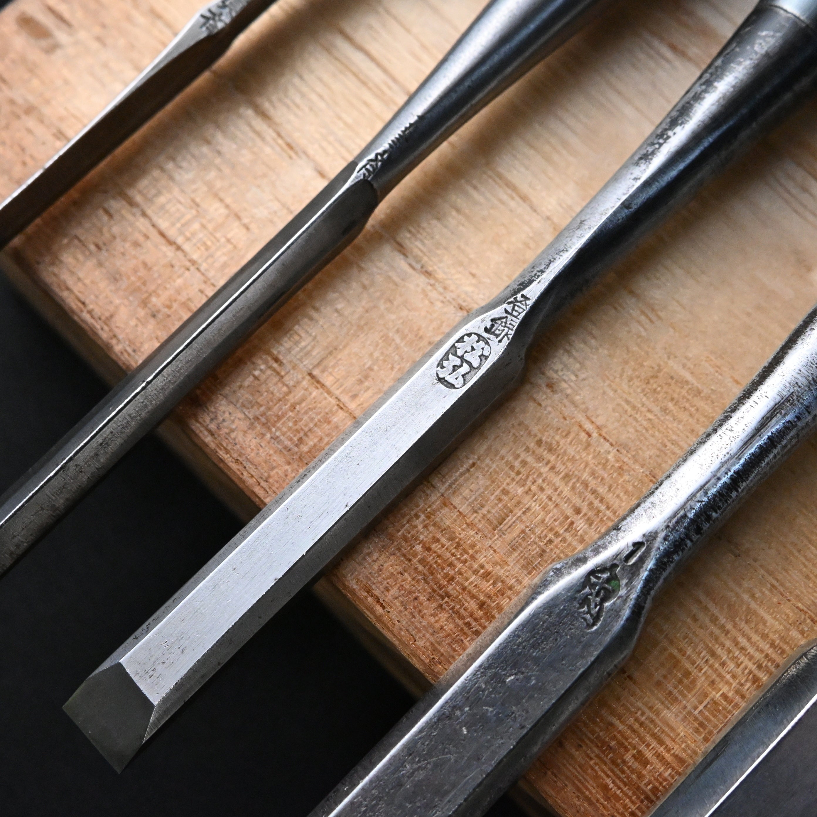 M194 Mixed set Bench chisels set for beginner by unknown smith バラ鑿合わせ 初心者におすすめ 追入組鑿 M194