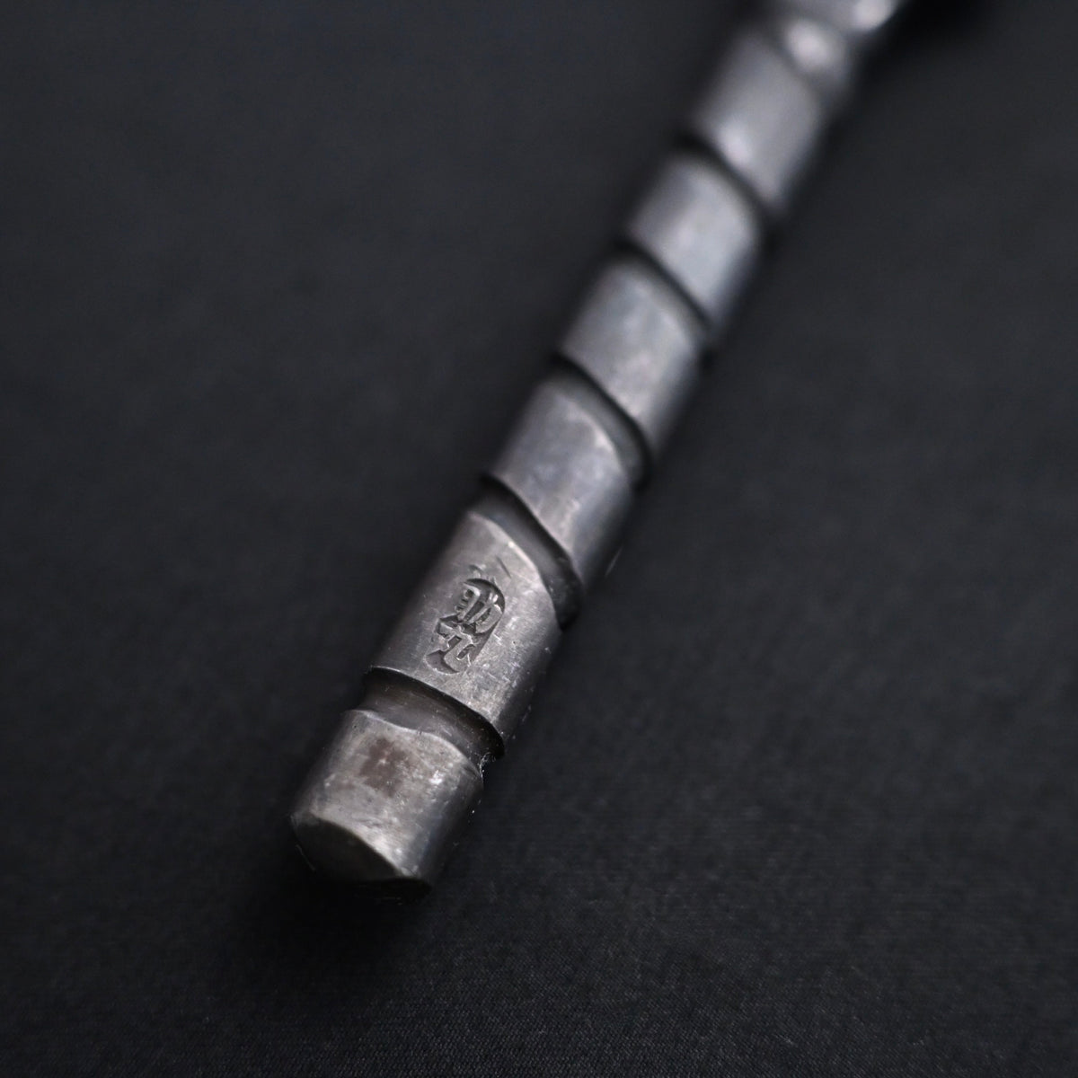 Kuri Kogatana “Hiru-maki” Sukemaru 3rd generation 碓氷金三郎 繰り小刀「ヒル巻」 三代目助丸作(kiridashi)