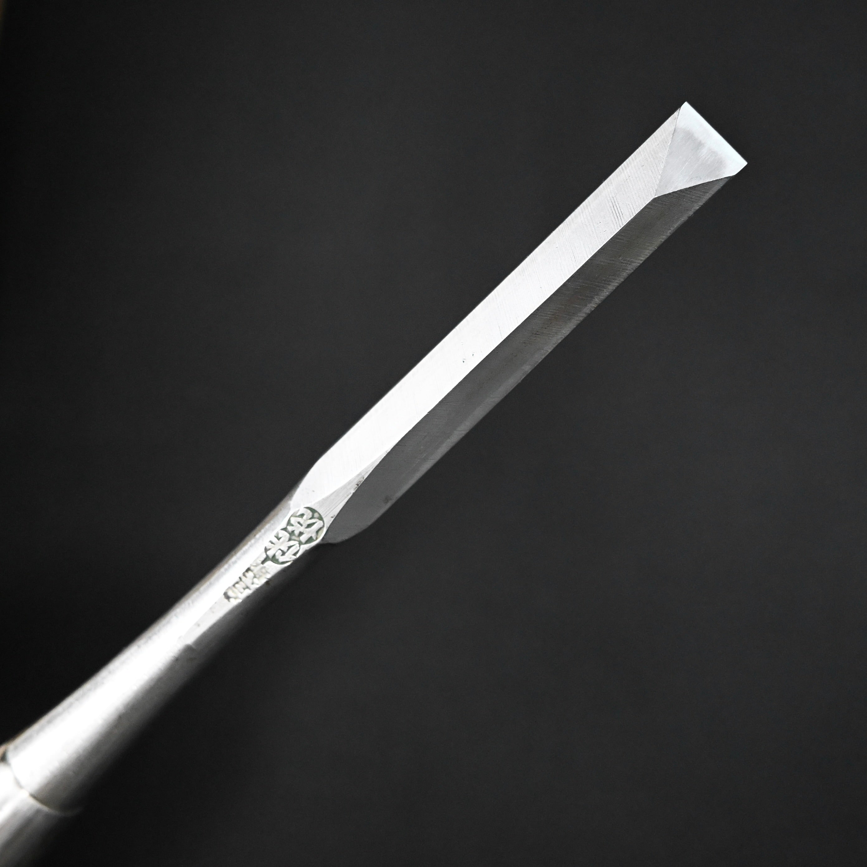 M-6 掘り出し物 侊悦作 鎬追入鑿 9mm Old stock Kouetsu Dovetail Bench Chisels by Tasai