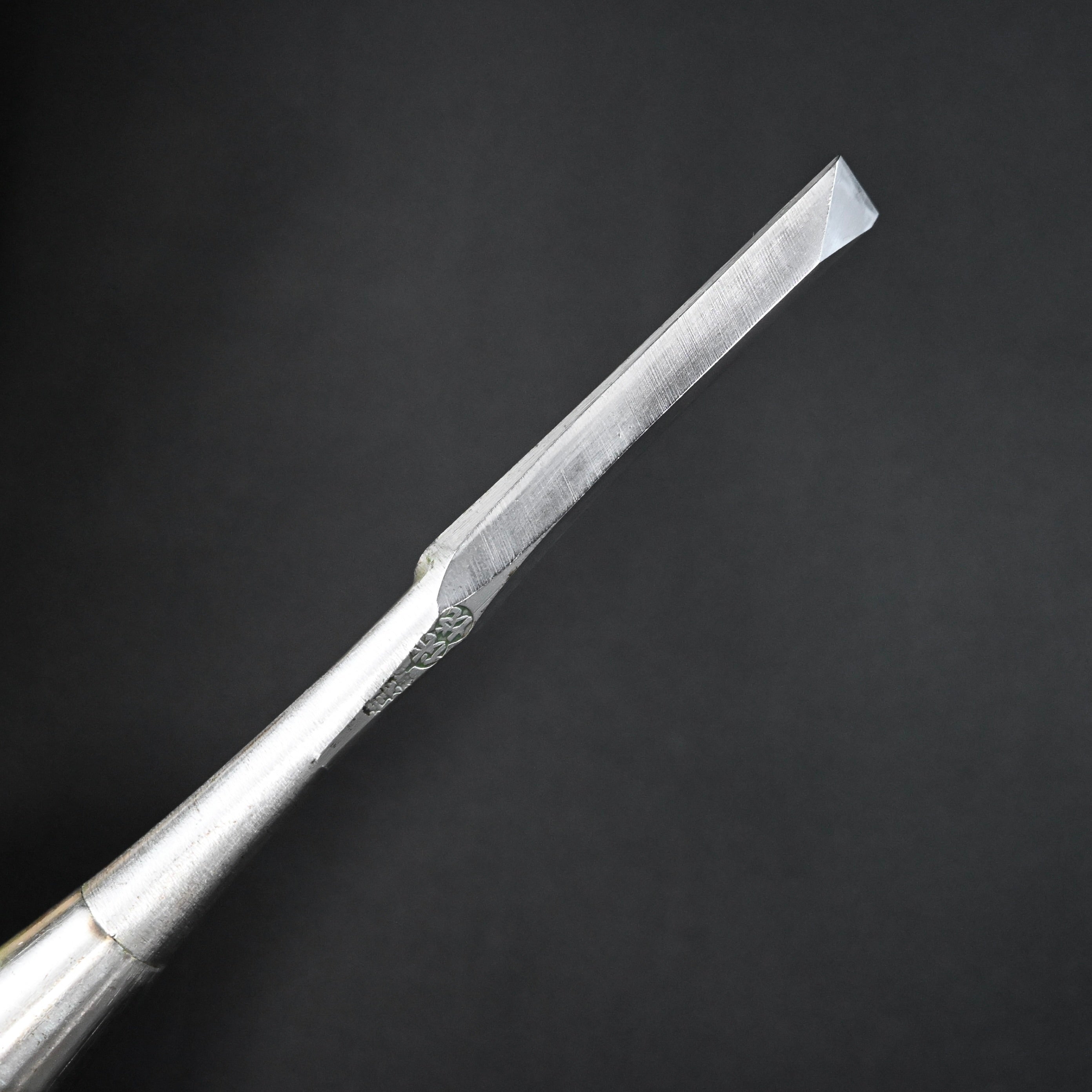 M-6 掘り出し物 侊悦作 鎬追入鑿 9mm Old stock Kouetsu Dovetail Bench Chisels by Tasai