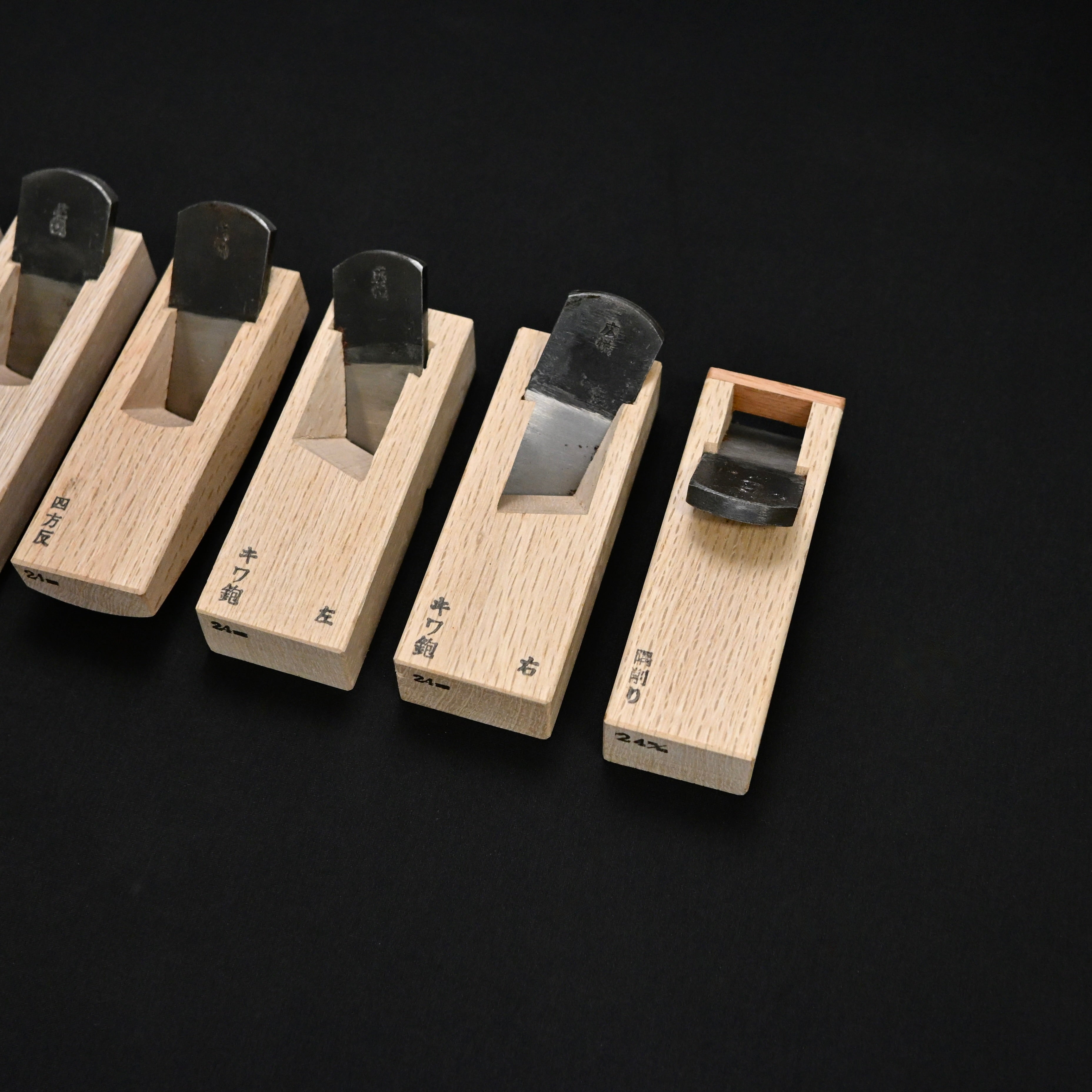 Old stock Kouetsu Mini Plane set (x9 planes) with White steel 掘出し物 広悦 細工組鉋 24mm (九本組)