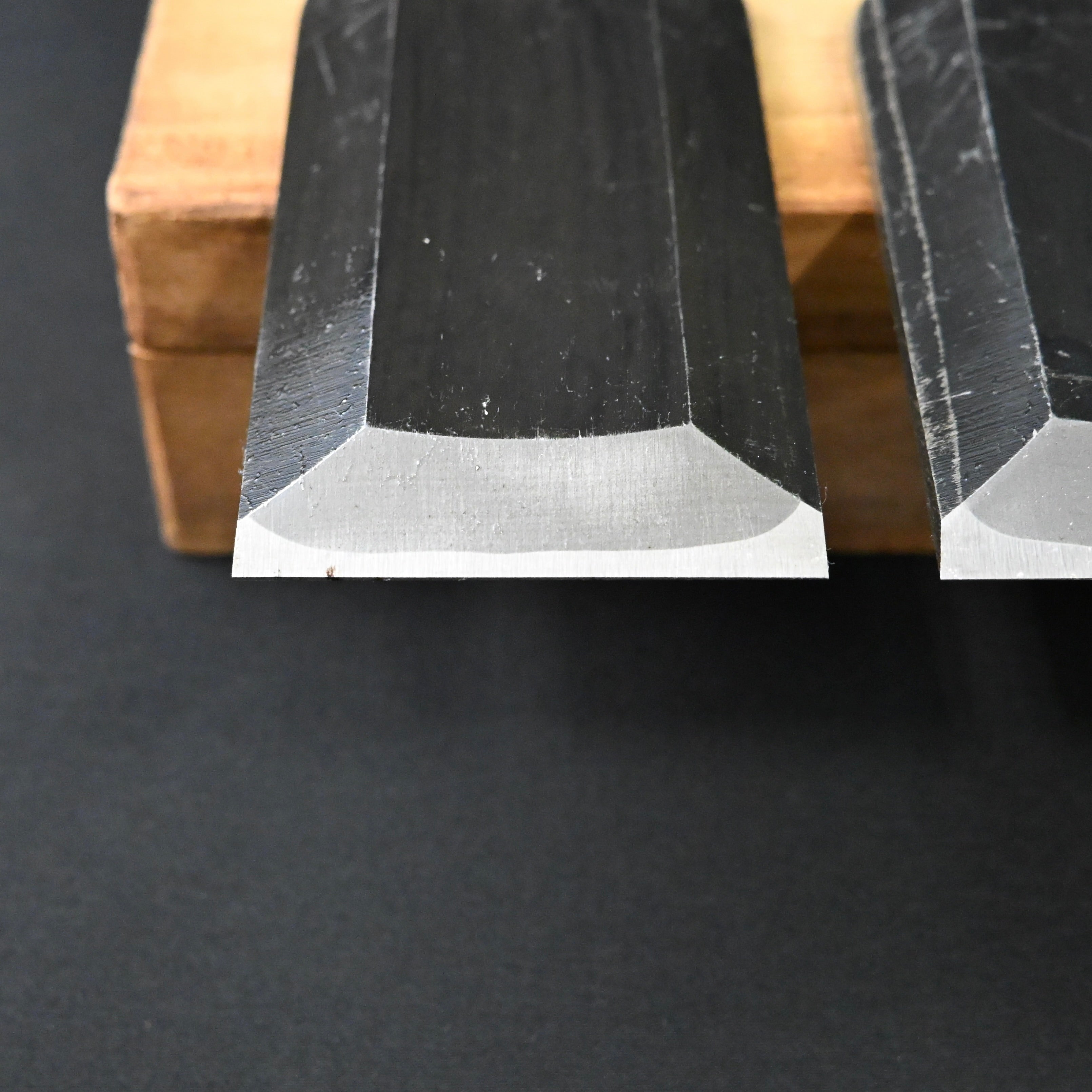 #M195 Mixed Timber chisels set by unknown バラ鑿合わせ 叩き組鑿 5本組 作者不明