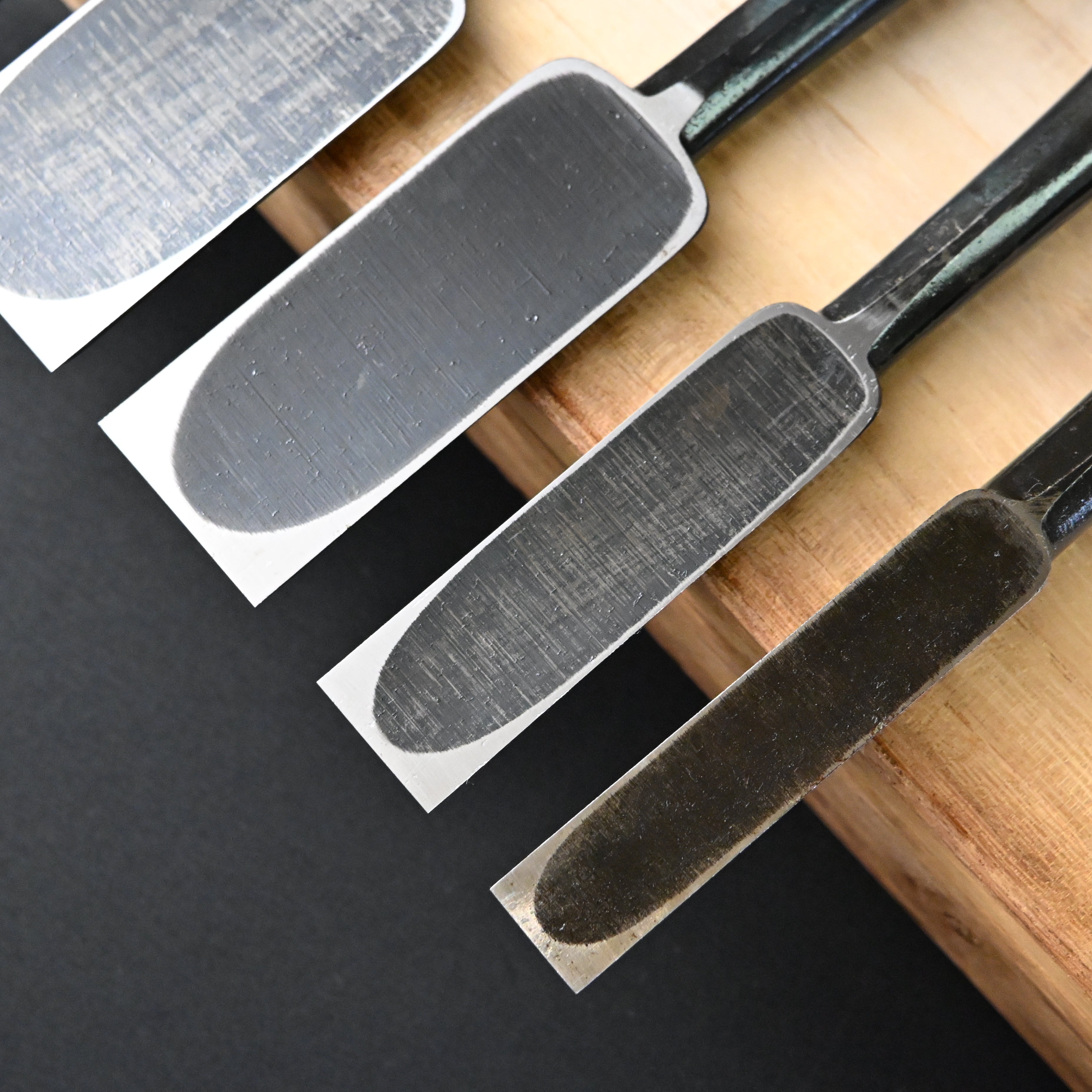 #M195 Mixed Timber chisels set by unknown バラ鑿合わせ 叩き組鑿 5本組 作者不明