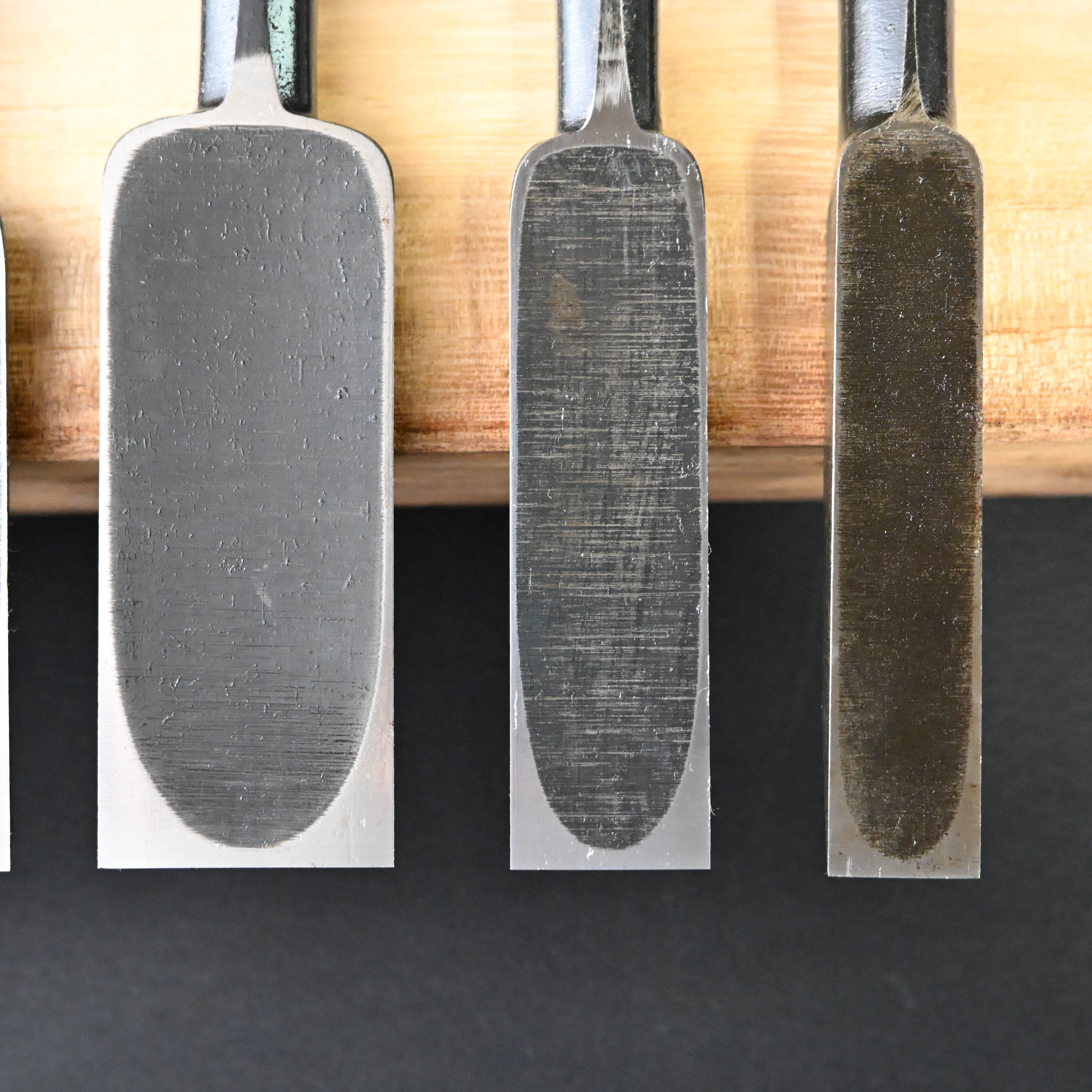 #M195 Mixed Timber chisels set by unknown バラ鑿合わせ 叩き組鑿 5本組 作者不明