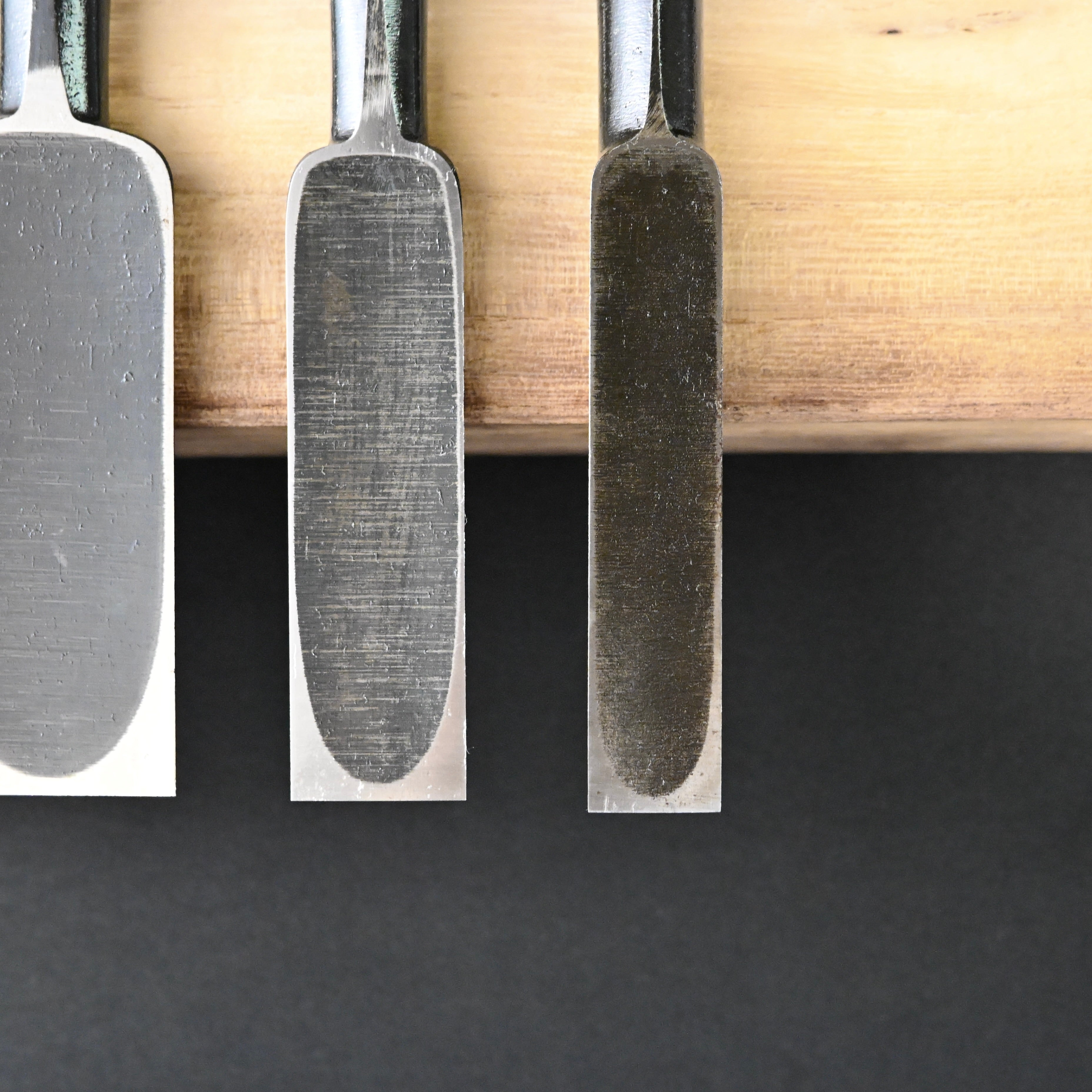 #M195 Mixed Timber chisels set by unknown バラ鑿合わせ 叩き組鑿 5本組 作者不明