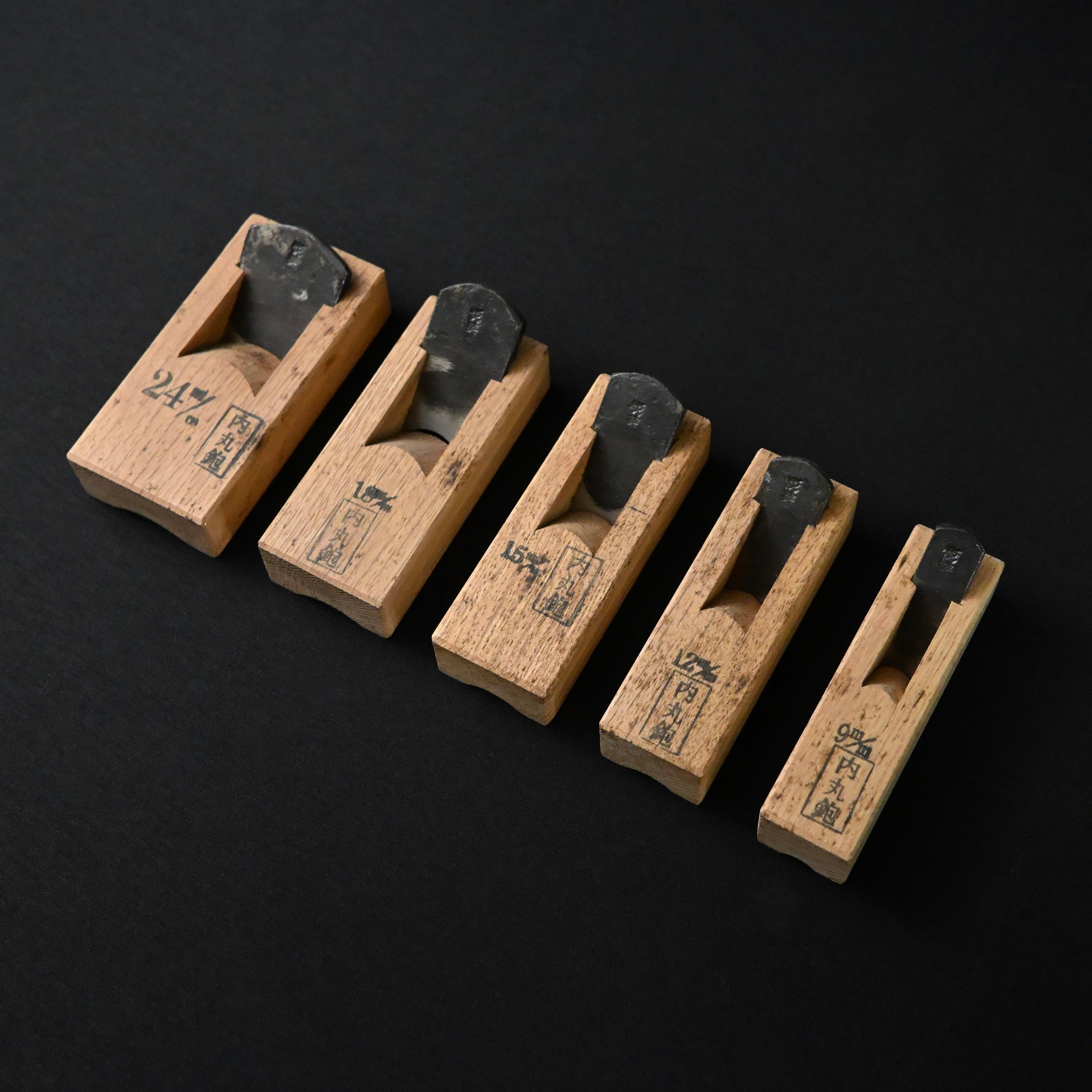 掘出し物 悦英 極豆内丸組鉋 5本組. Old stock Etsuei Mini Round Plane set (Uchimaru) 5pc