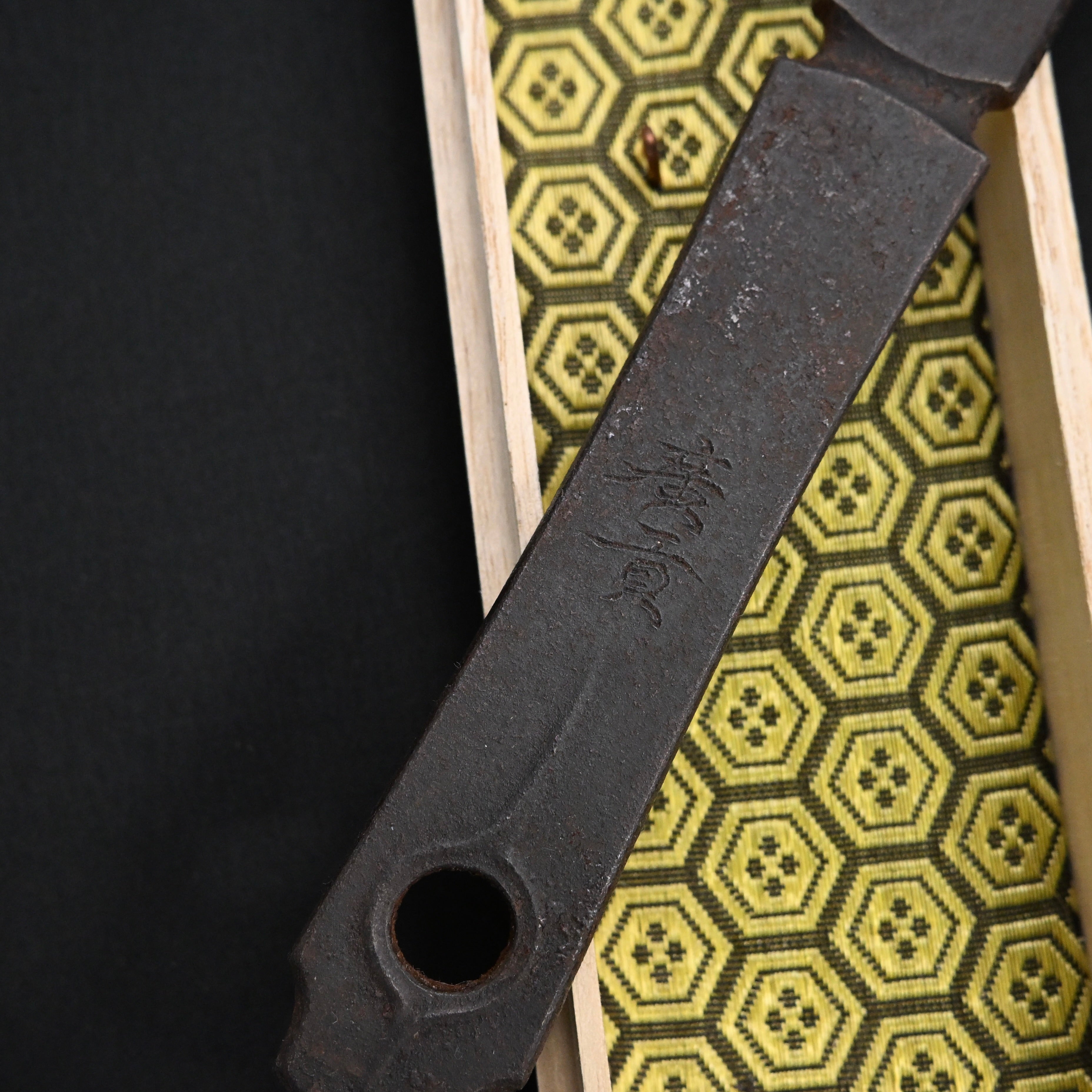 Fugetsudouten-Hirotsugu Right hand Kiridashi by Sozen Carving 風月同天 廣貢 素全作 切出し小刀 右 24mm
