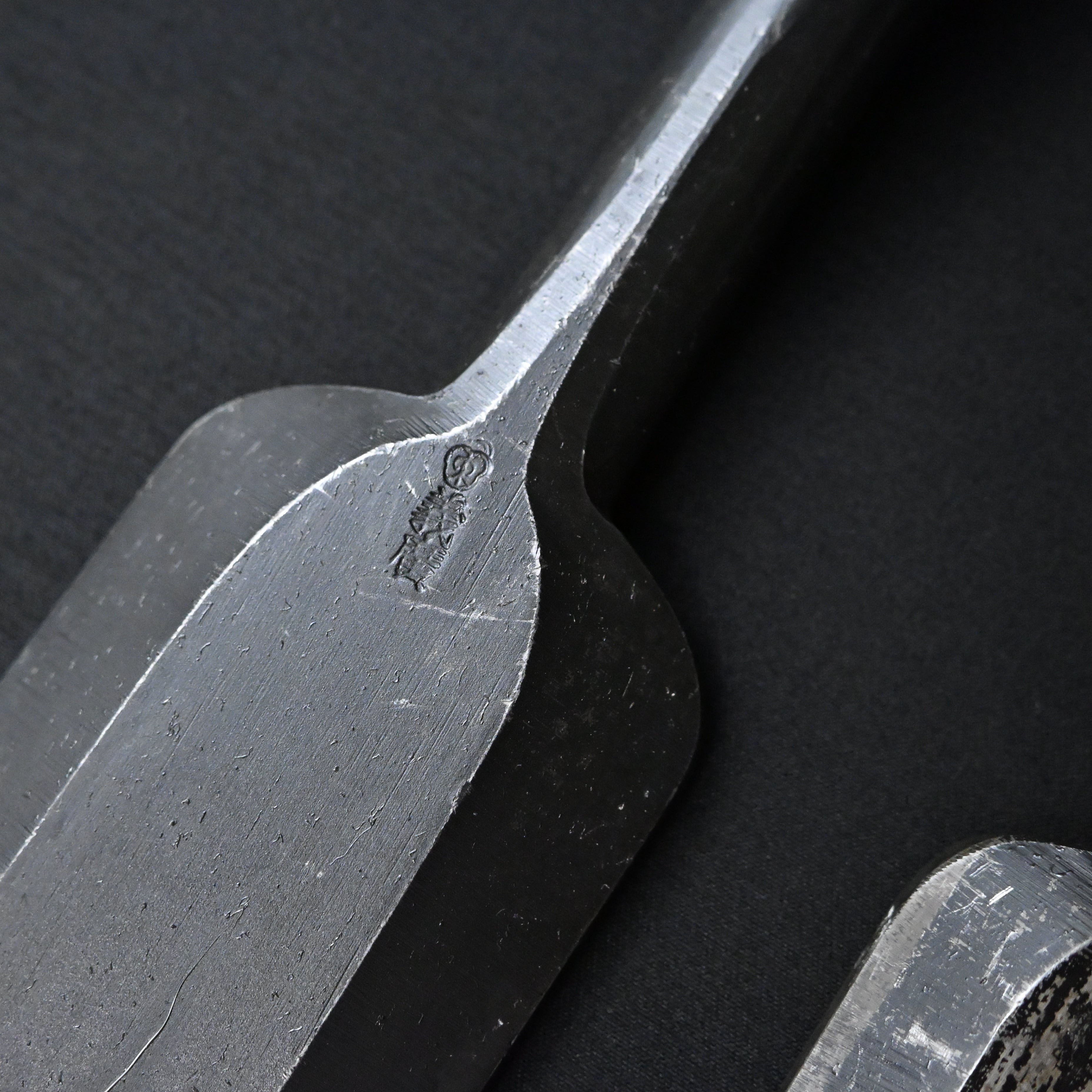 #M196 Mixed Timber chisels set by unknown バラ鑿合わせ 叩き組鑿 5本組 作者不明