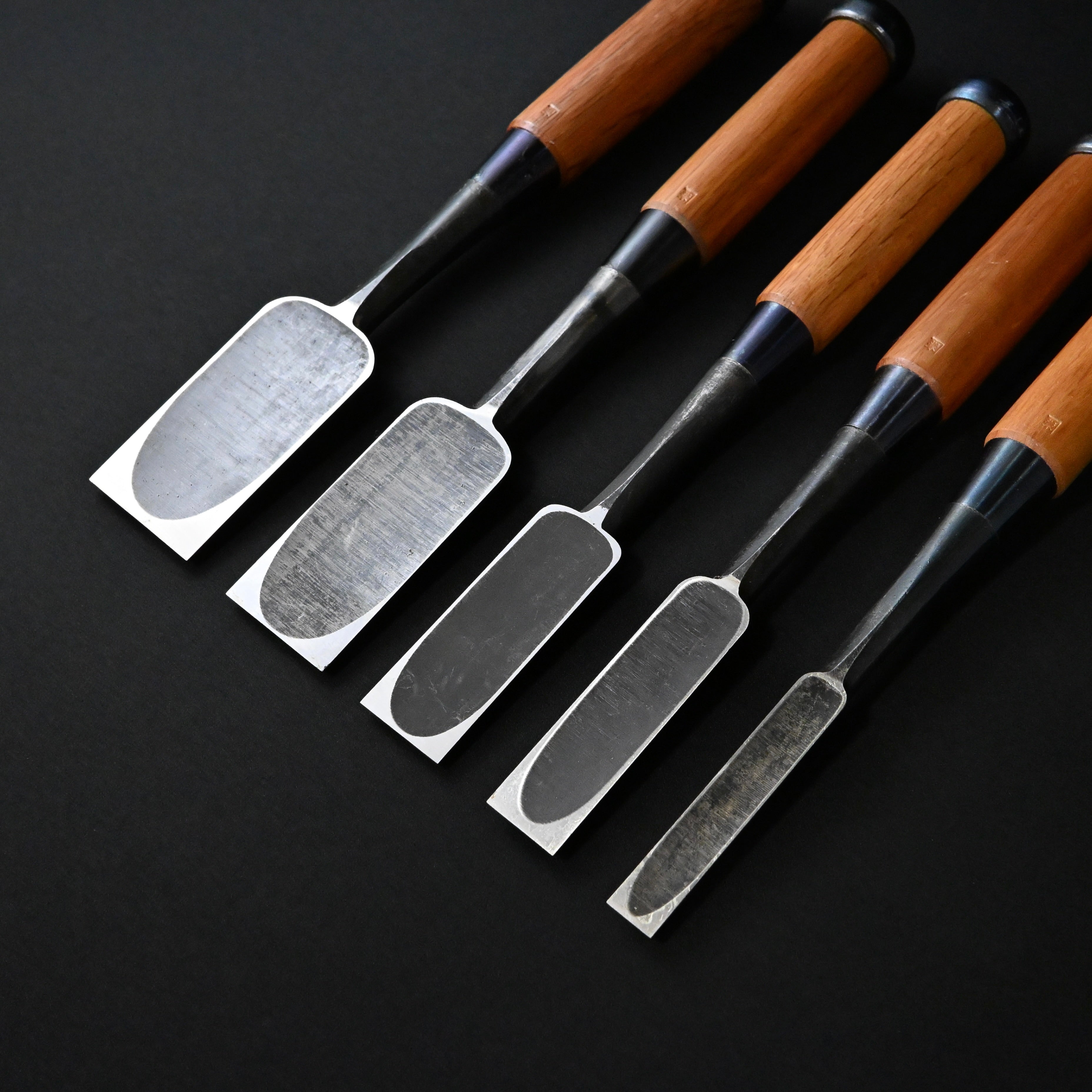 #M196 Mixed Timber chisels set by unknown バラ鑿合わせ 叩き組鑿 5本組 作者不明