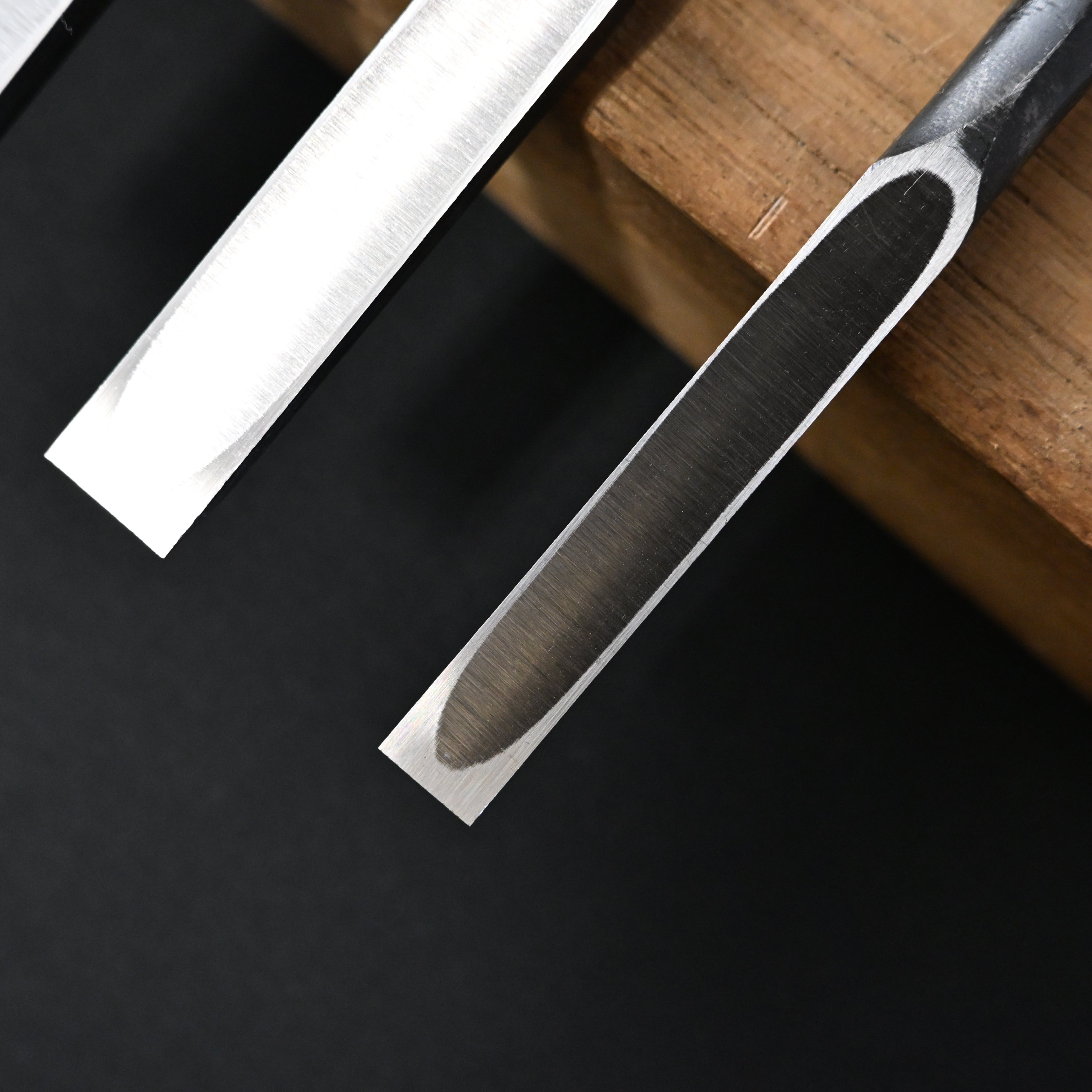 磯野信夫作 狐 追入鑿 Old stock Kitsune Bench chisels with white steel by Isono Nobuo