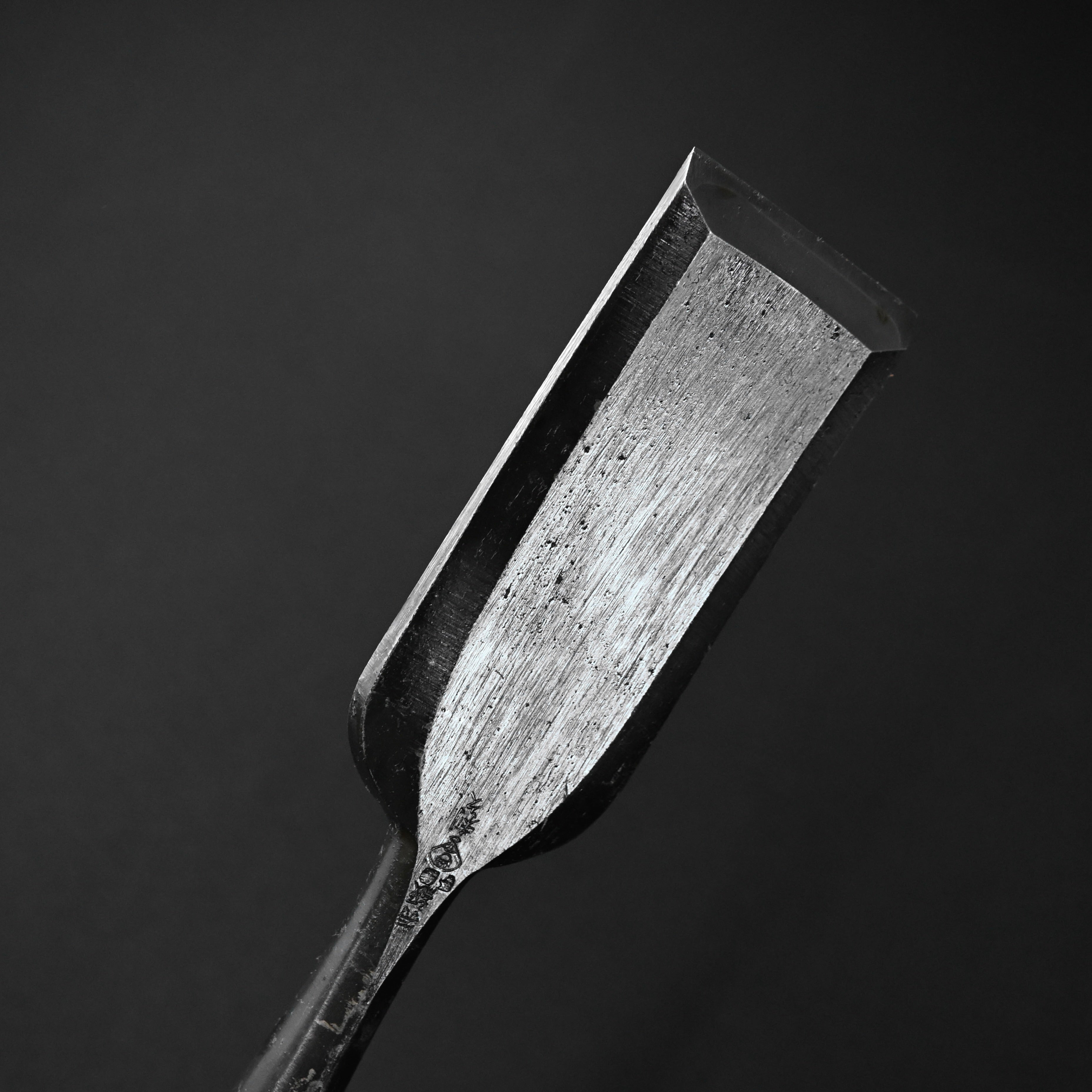 利久 薄鑿 白樫柄入 Toshihisa Paring chisels with white steel