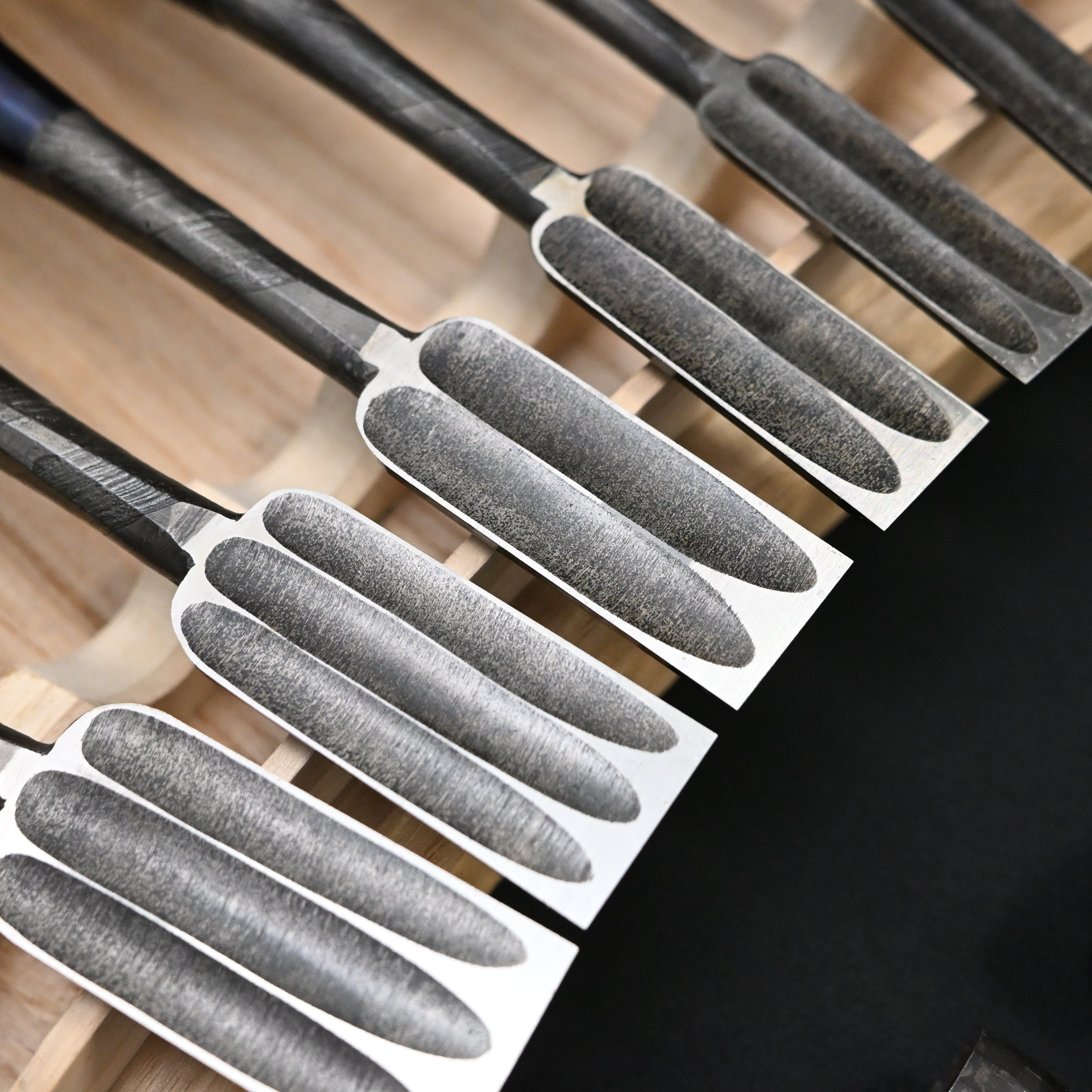 錦清水 木目打捻り 追入組鑿 15本組 Rare stock Nishiki Kiyomi Mokume Bench Chisels 15pc set