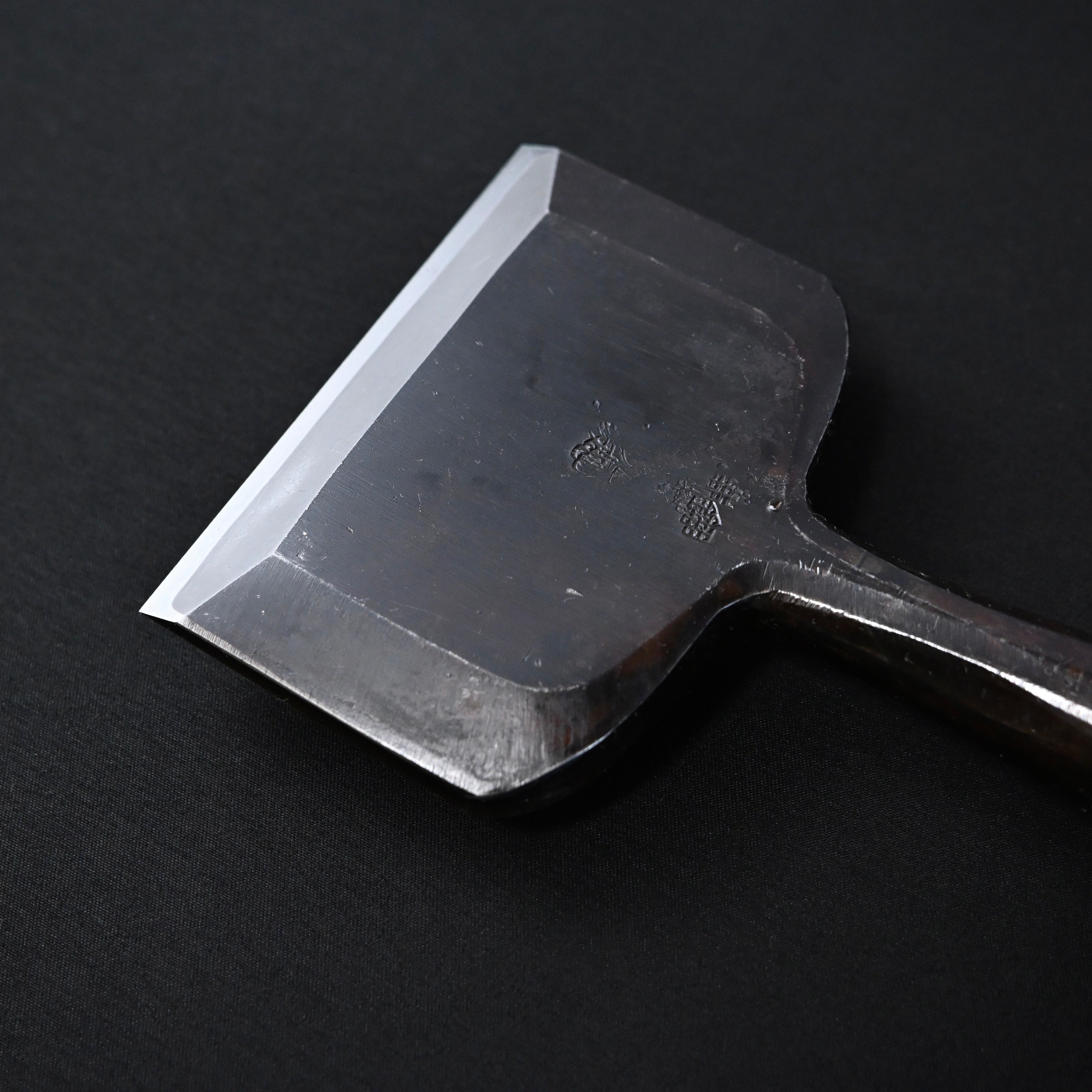 Kikuhiromaru Bench chisels with White steel (Oirenomi) 菊弘丸 追入鑿 90mm