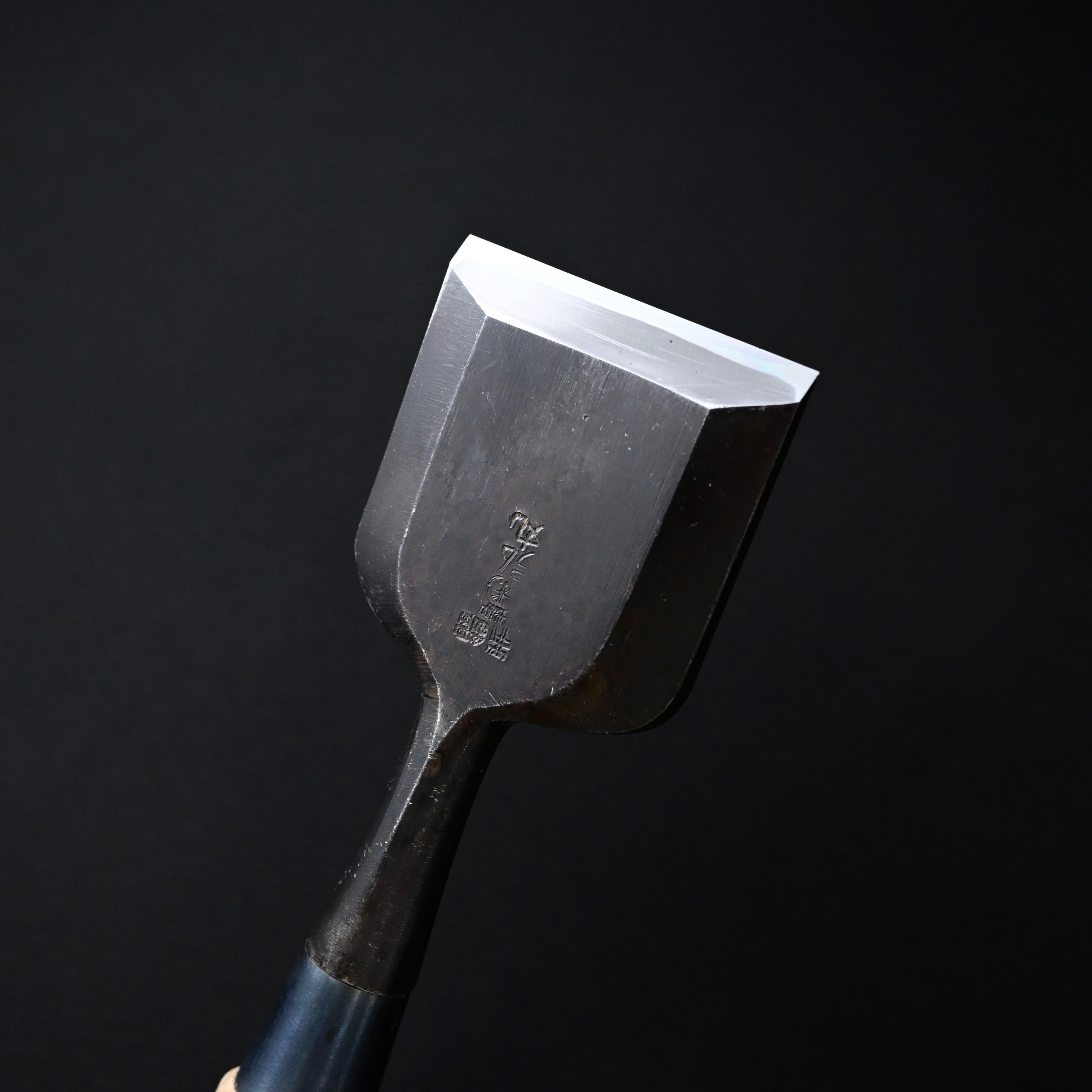 Kikuhiromaru Bench chisels with White steel (Oirenomi) 菊弘丸 追入鑿 60mm