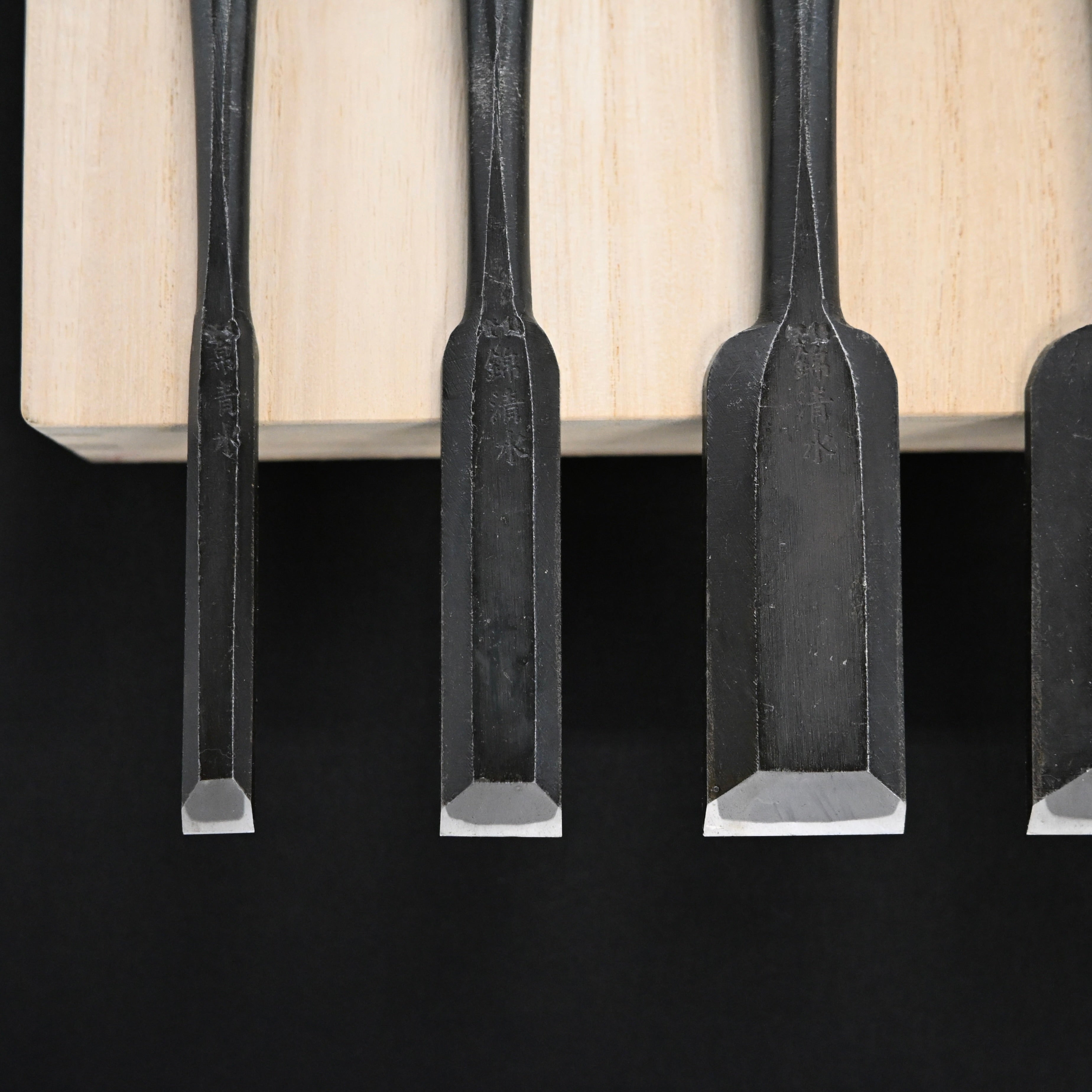 #8掘出し物 錦清水 鑿5本セット グミ柄 Rare Stock Nishiki Kiyomi Chisels Set 5pc with Gumi Handle