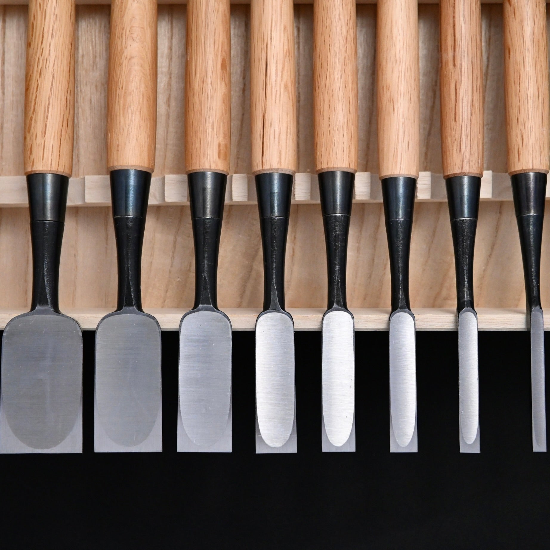#2 Ouchi Bench chisels set by Ouchi 4th generationRed Oak Handles 四代目 宗家大内 追入組鑿 赤樫柄 桐箱付 Oirenomi