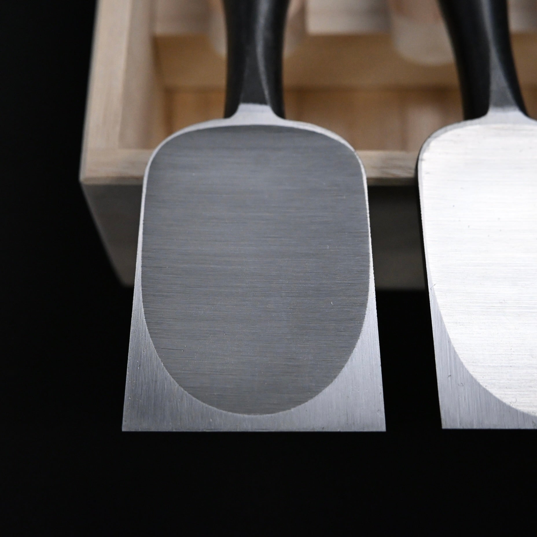 #2 Ouchi Bench chisels set by Ouchi 4th generationRed Oak Handles 四代目 宗家大内 追入組鑿 赤樫柄 桐箱付 Oirenomi