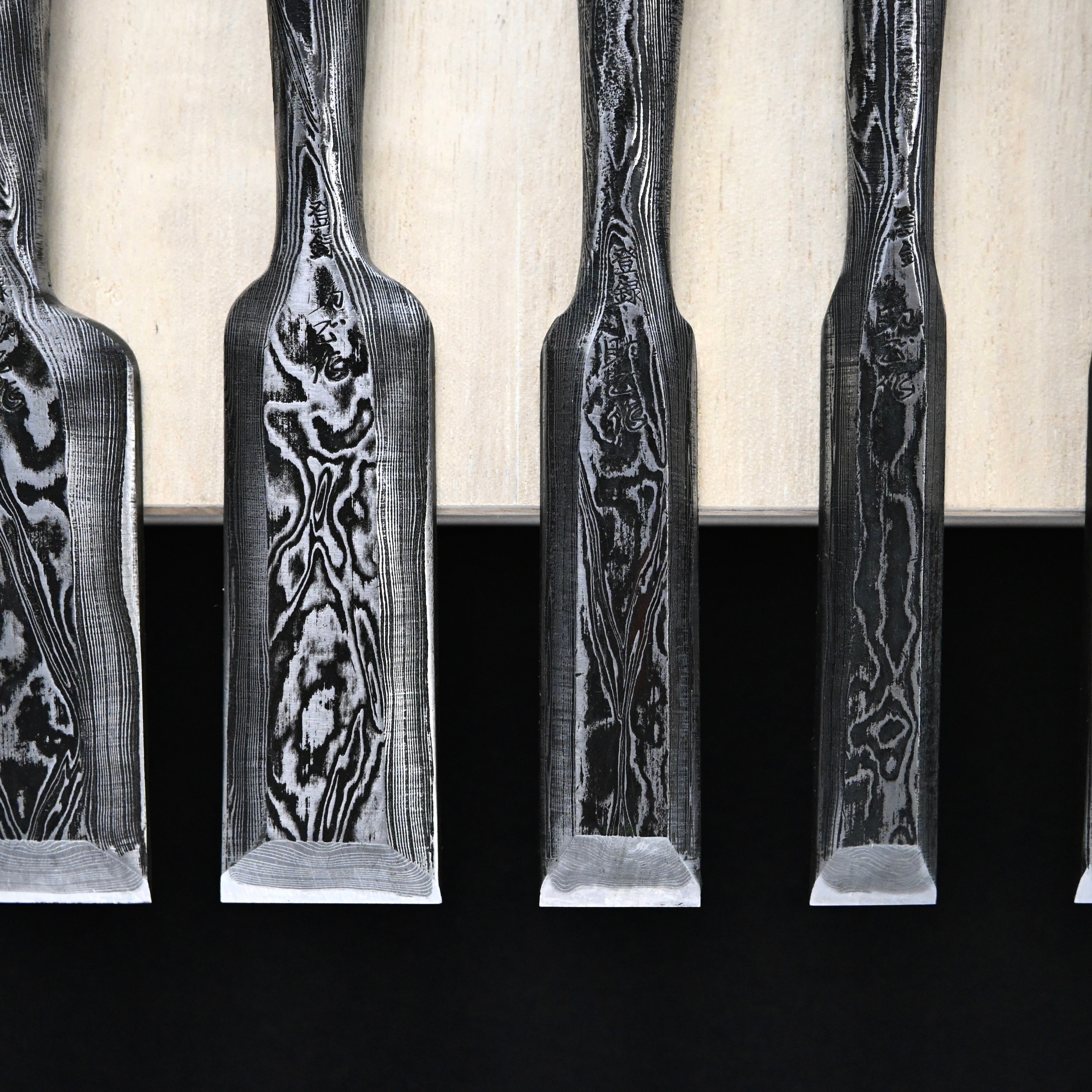 Sukemasa Suminagashi Bench chisels set with Box wood Handles 助正 墨流し 追入組鑿 柘植柄付