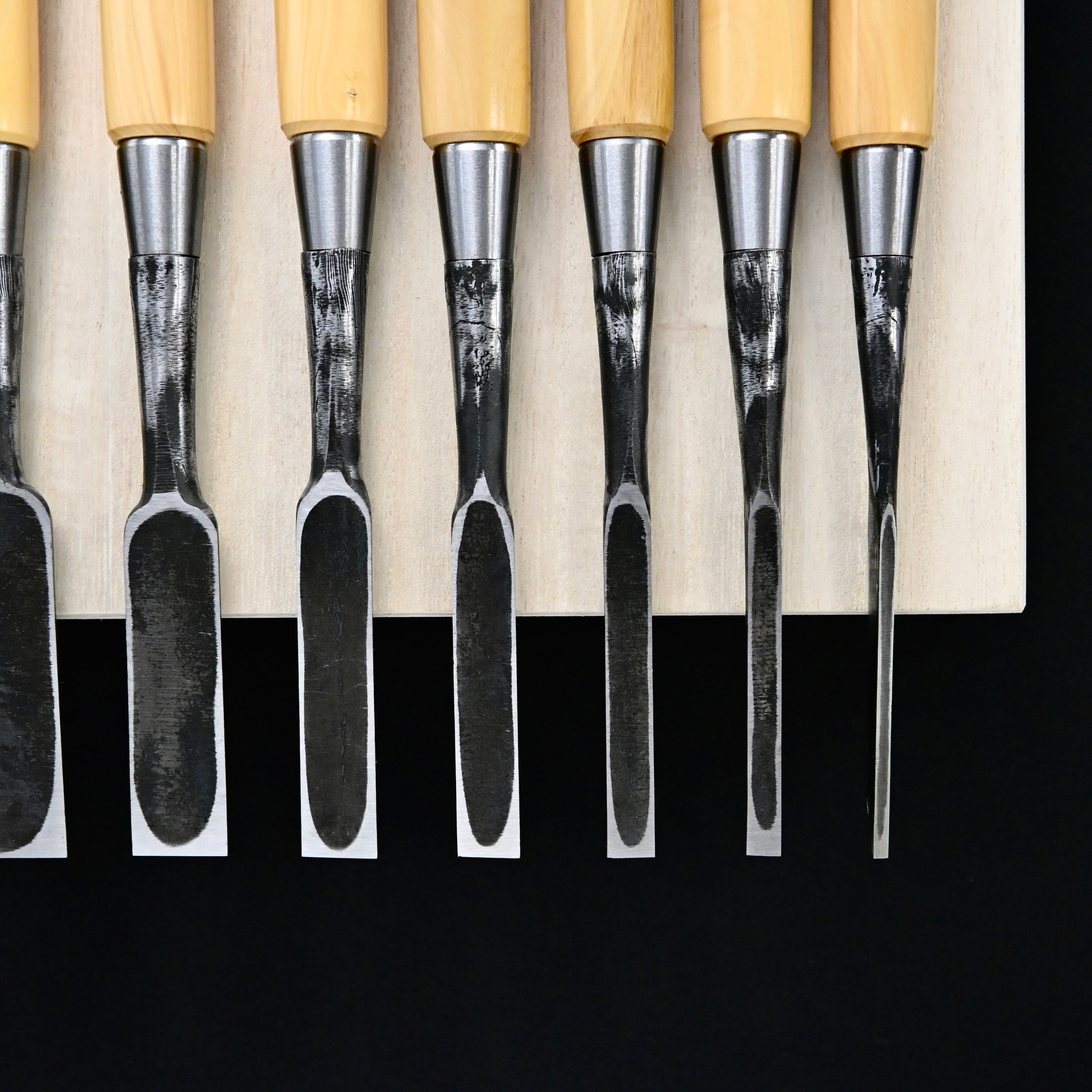 Sukemasa Suminagashi Bench chisels set with Box wood Handles 助正 墨流し 追入組鑿 柘植柄付