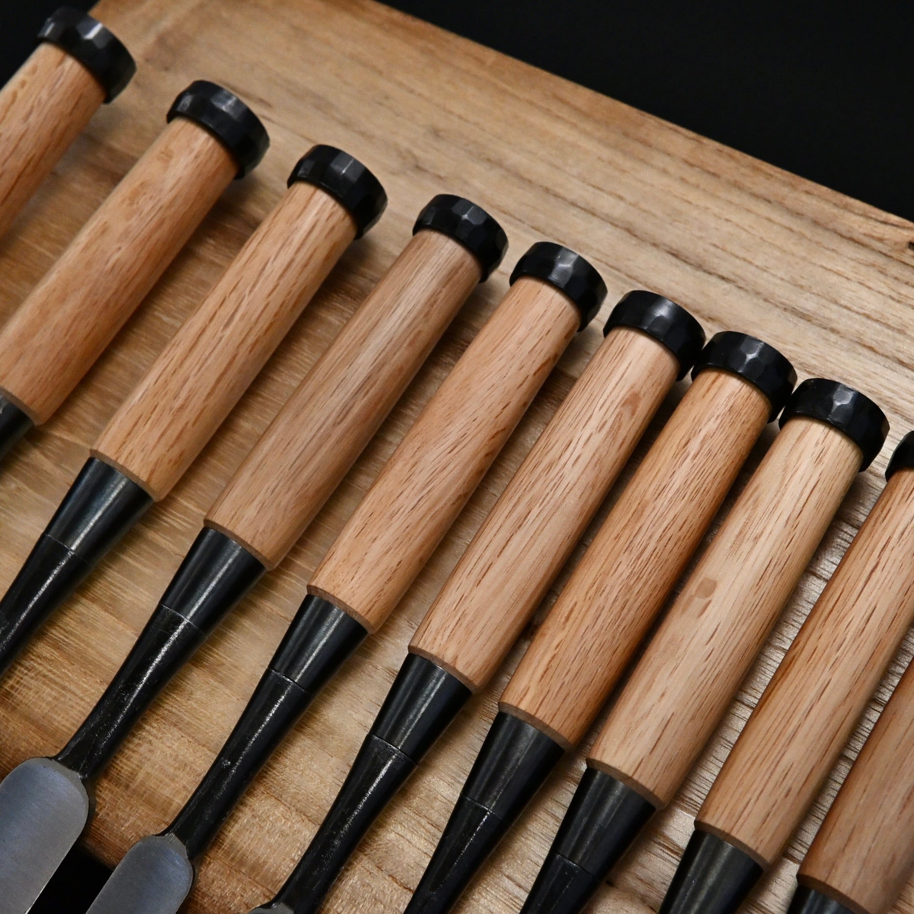 宗家大内 鎬追入組鑿 赤樫柄付 Ouchi Dovetail chisels set by Ouchi 4th generation